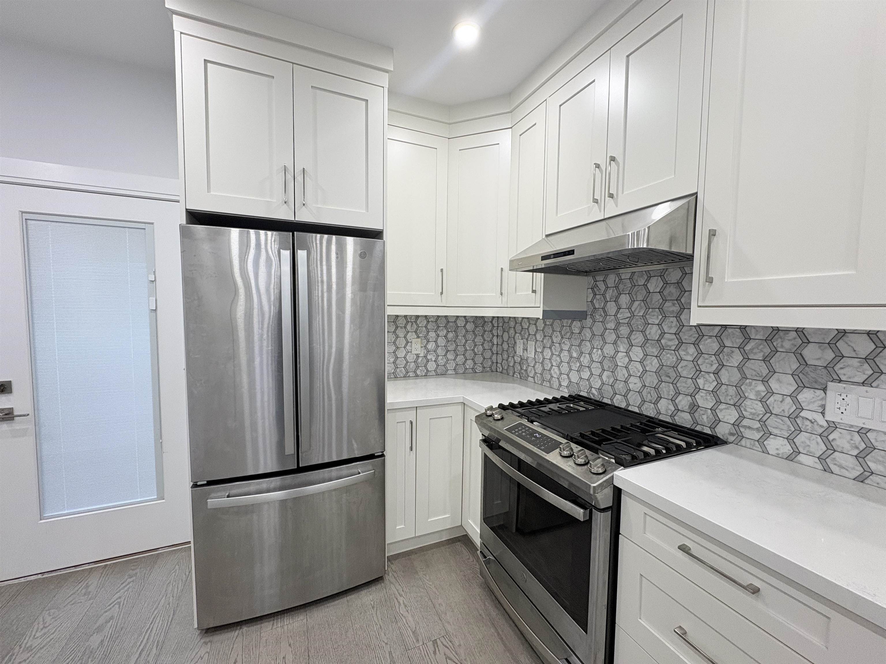 4990 MOSS STREET, Vancouver BC V5R 3T4, R3127275, BC,
