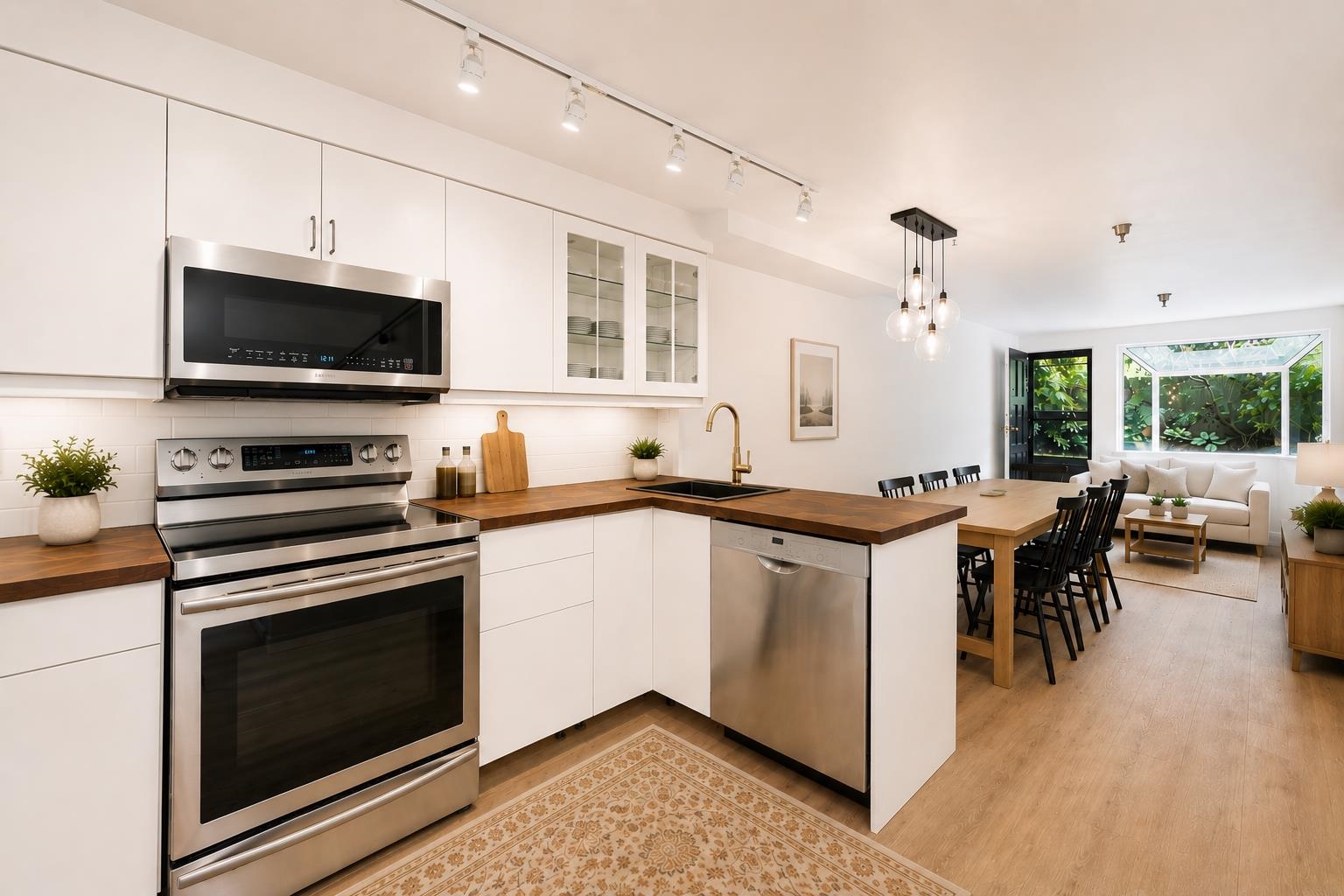 112 1363 CLYDE AVENUE, R3127439, BC,