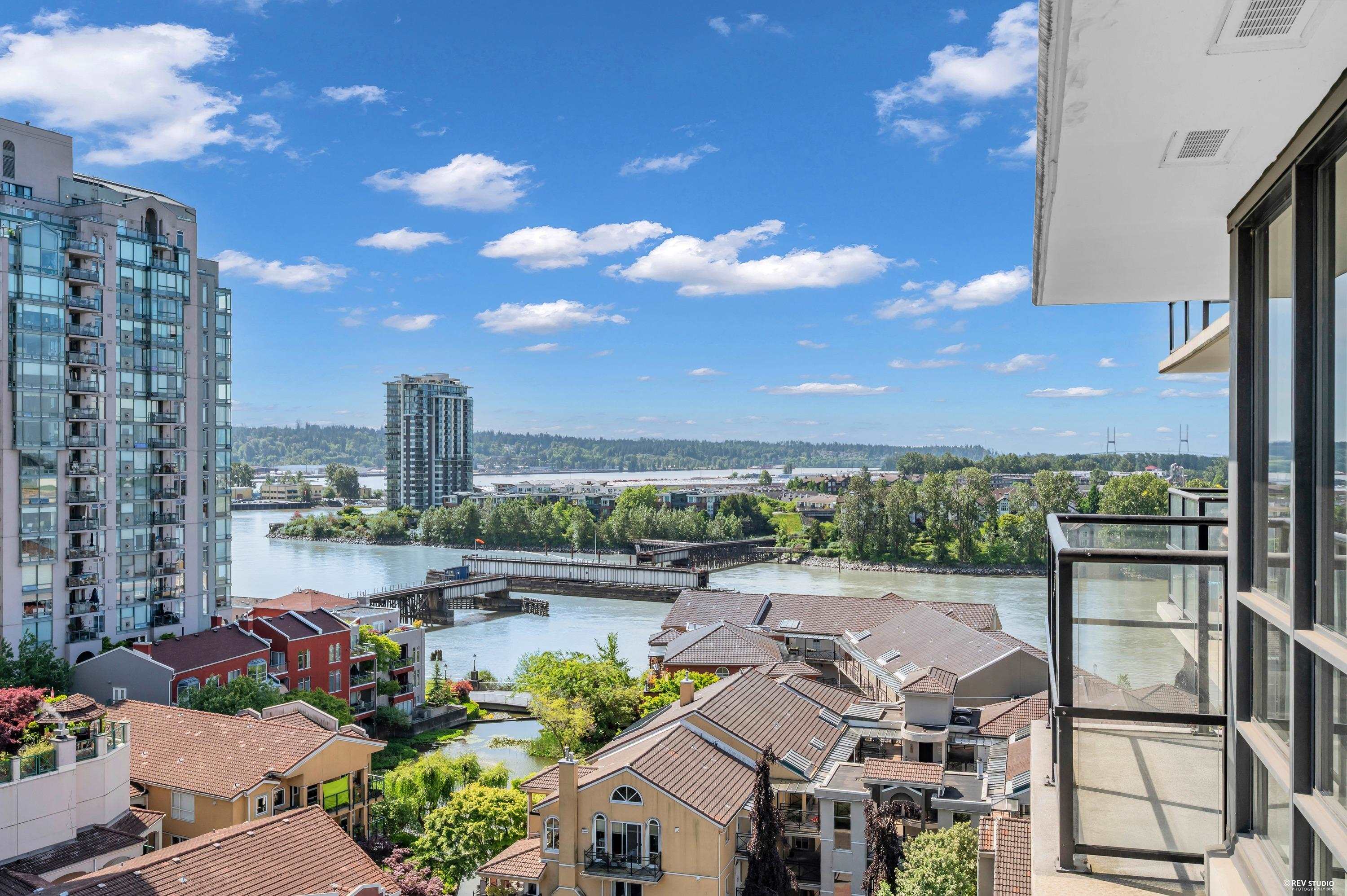 1201 1 RENAISSANCE SQUARE, R3127480, BC,