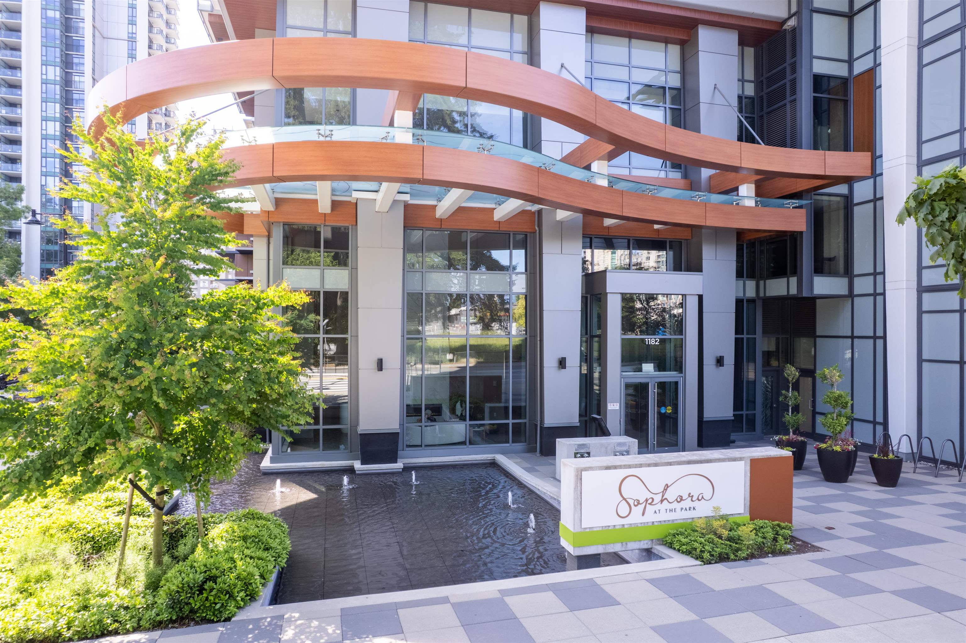4004 1182 WESTWOOD STREET, R3127619, BC,