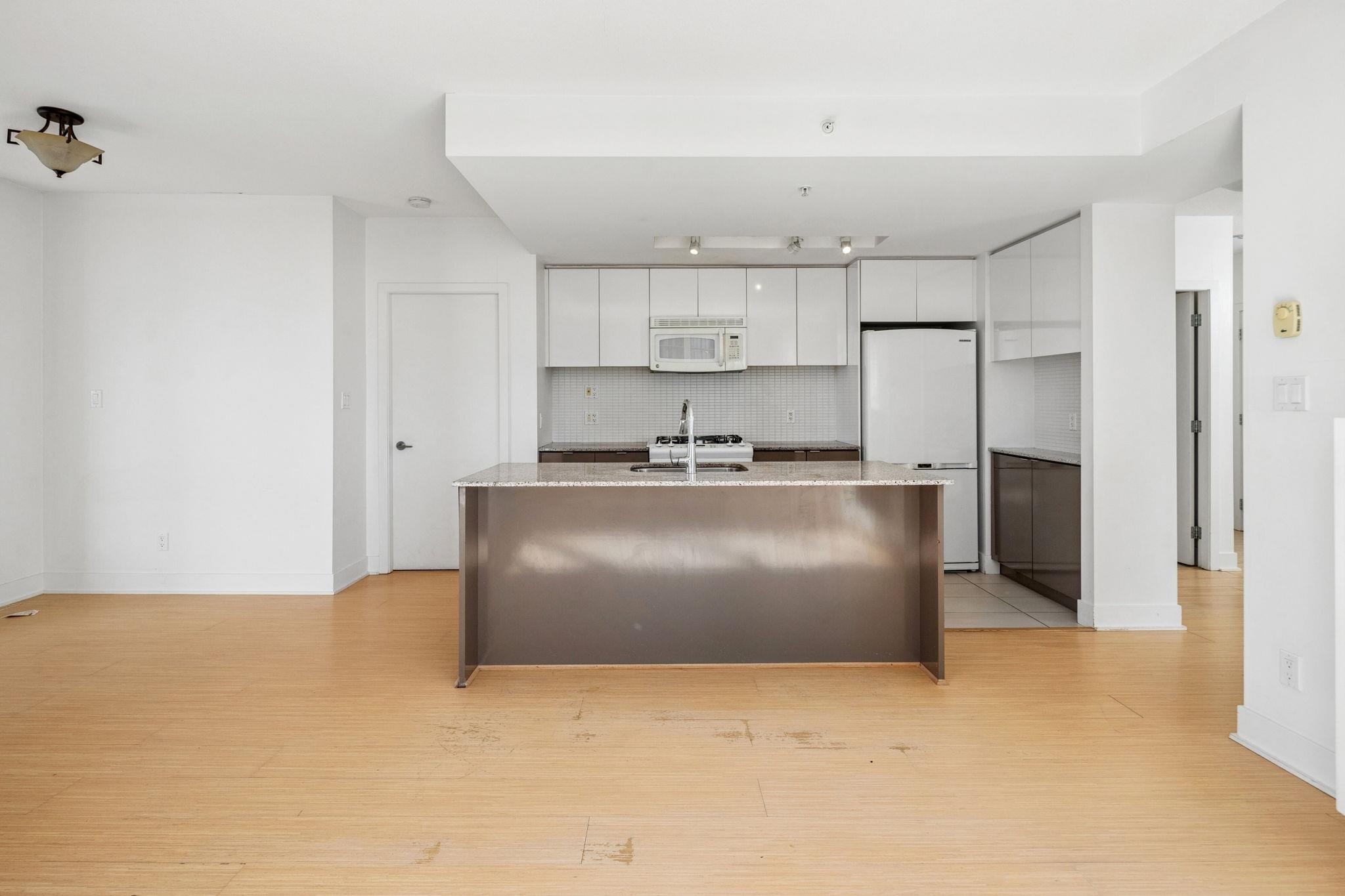2208 4808 HAZEL STREET, R3127649, BC,
