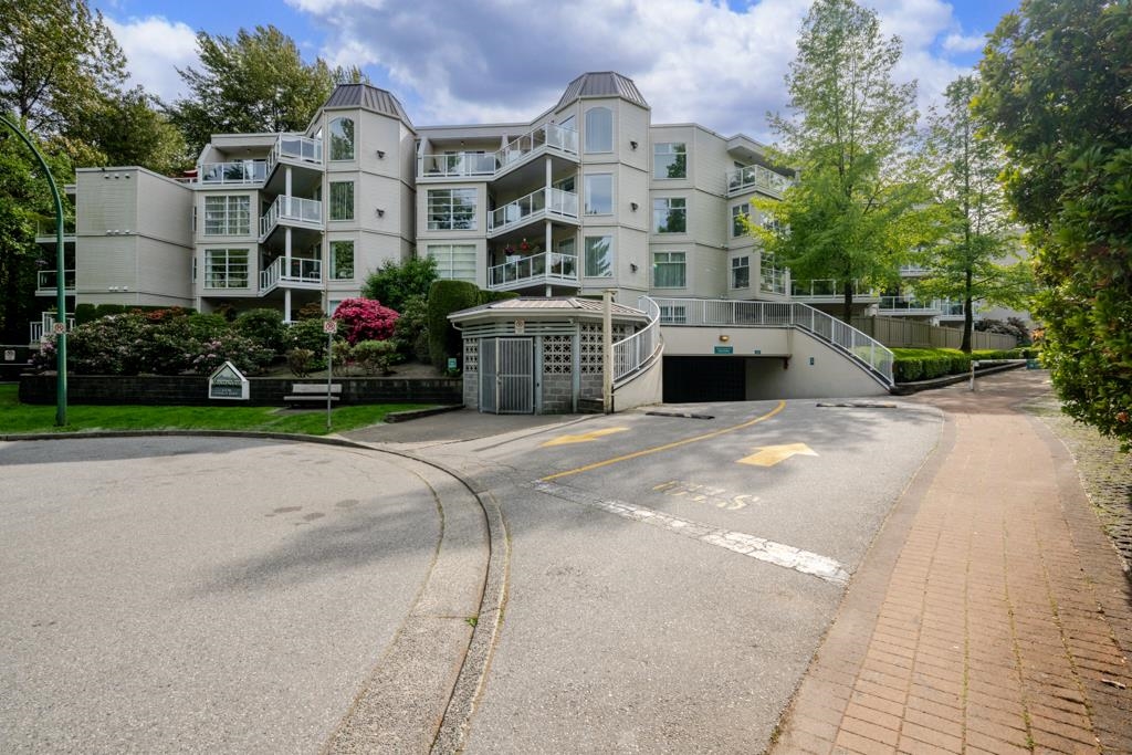 416 1220 LASALLE PLACE, R3127782, BC,
