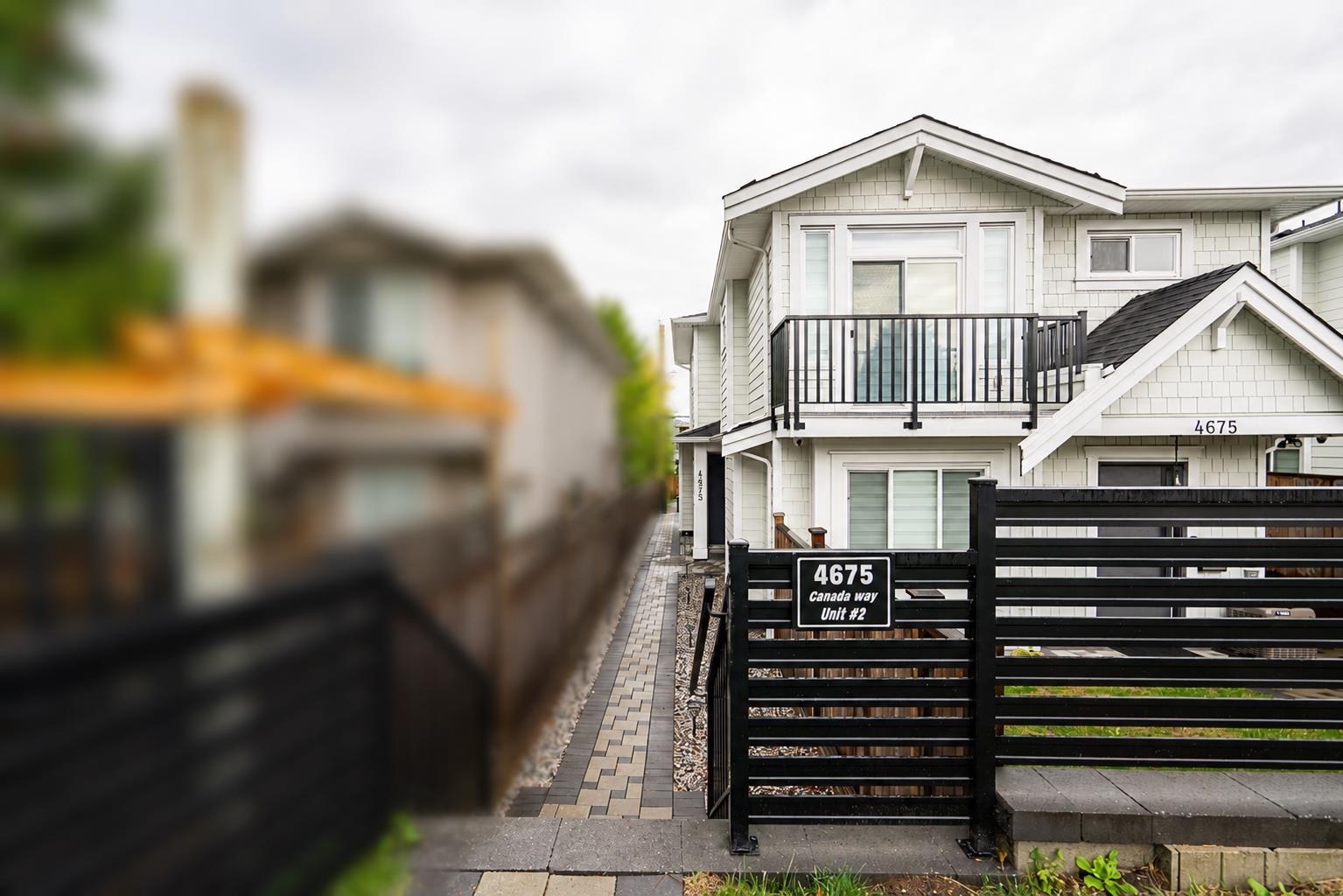 #2 4675 CANADA WAY, R3127786, BC,