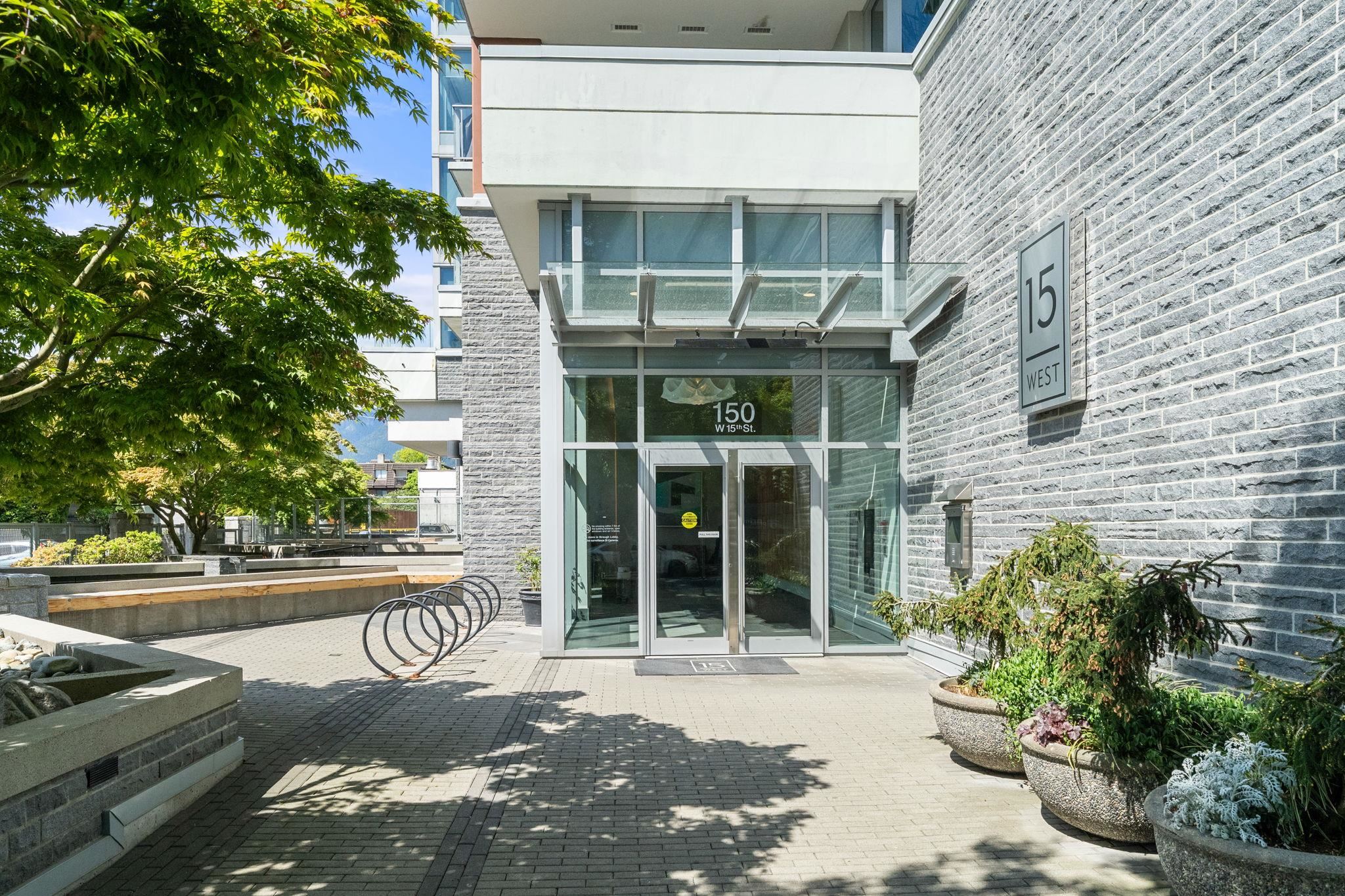 311 150 15 STREET, R3127901, BC,