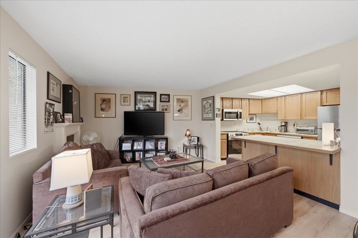 24 11900 228 STREET, R3128038, BC,