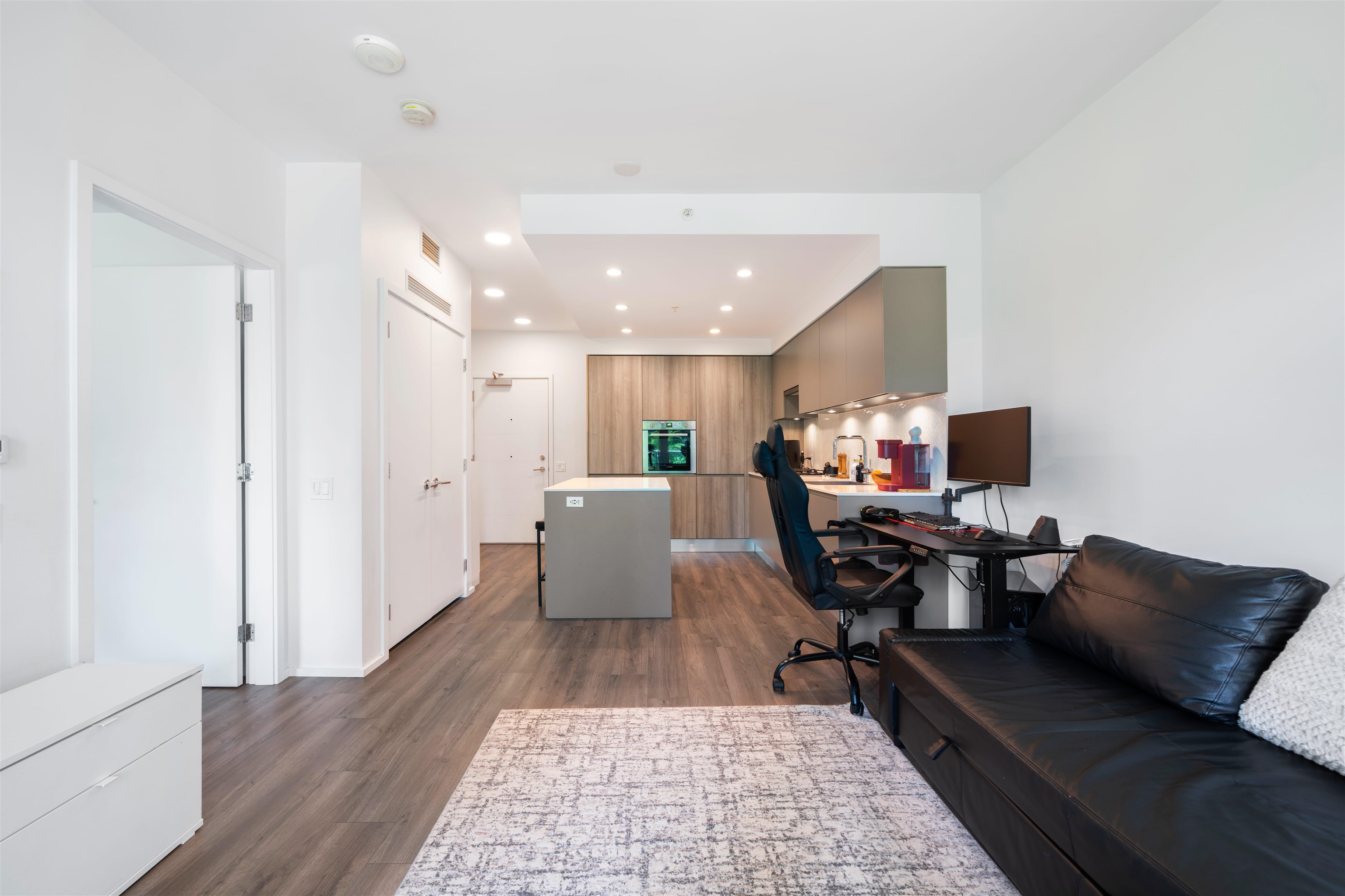 202 3809 EVERGREEN PLACE, R3128109, BC,