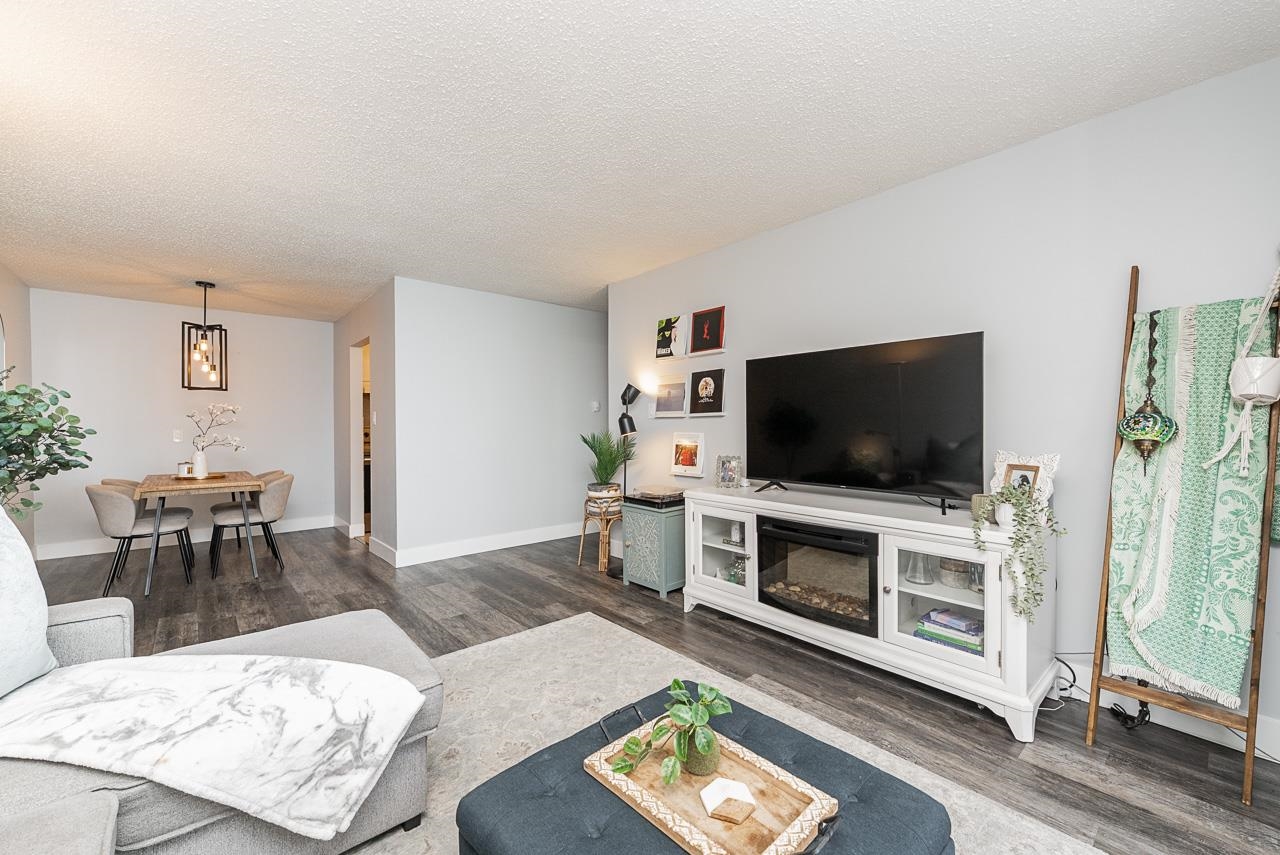 211 236 2ND STREET, R3128175, BC,