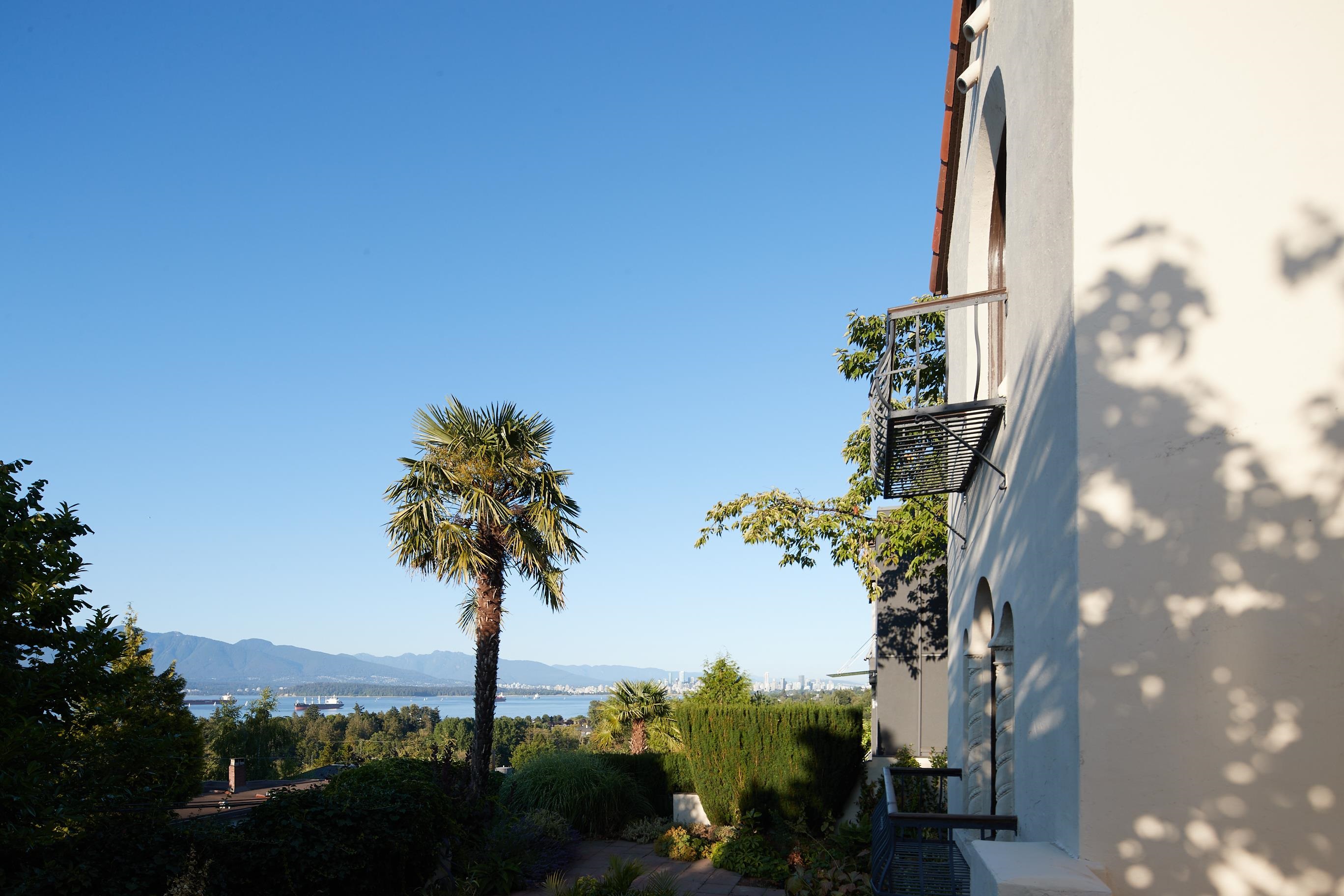4585 BELLEVUE DRIVE, Vancouver BC V6R 1E4, R3128195, BC,