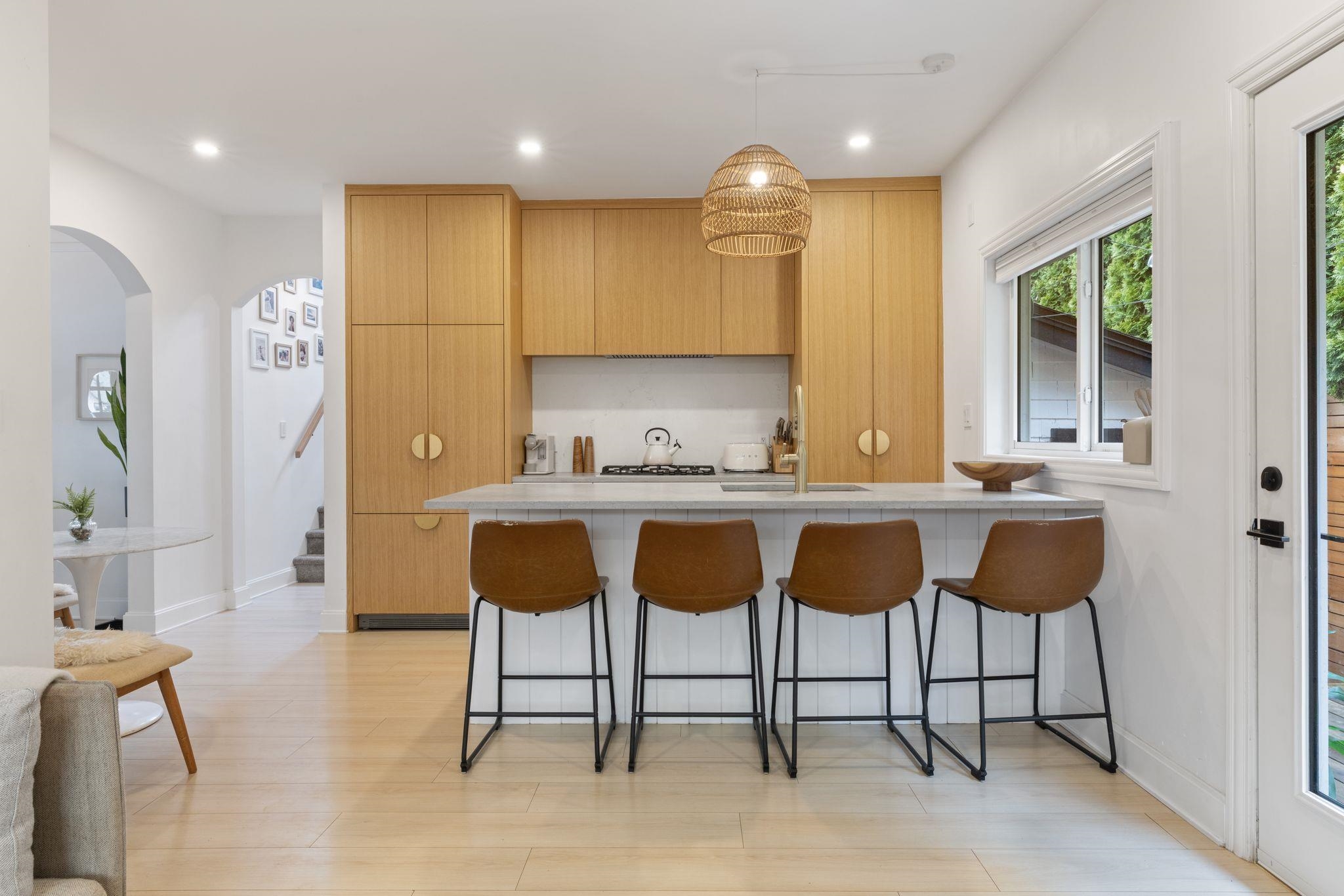 737-745 ST. ANDREWS AVENUE, North Vancouver BC V7L 3L1, R3128244, BC,