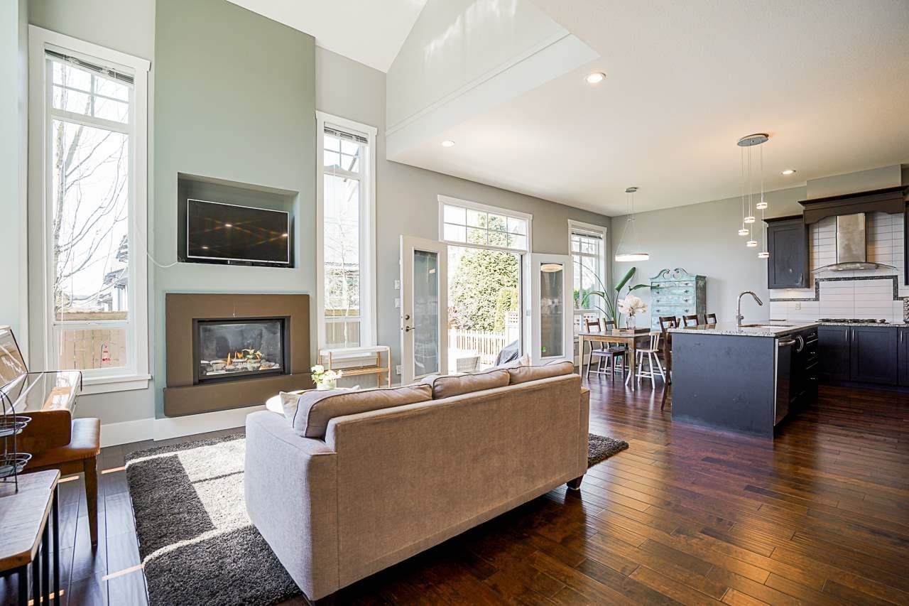 10 2453 163 STREET, R3128490, BC,