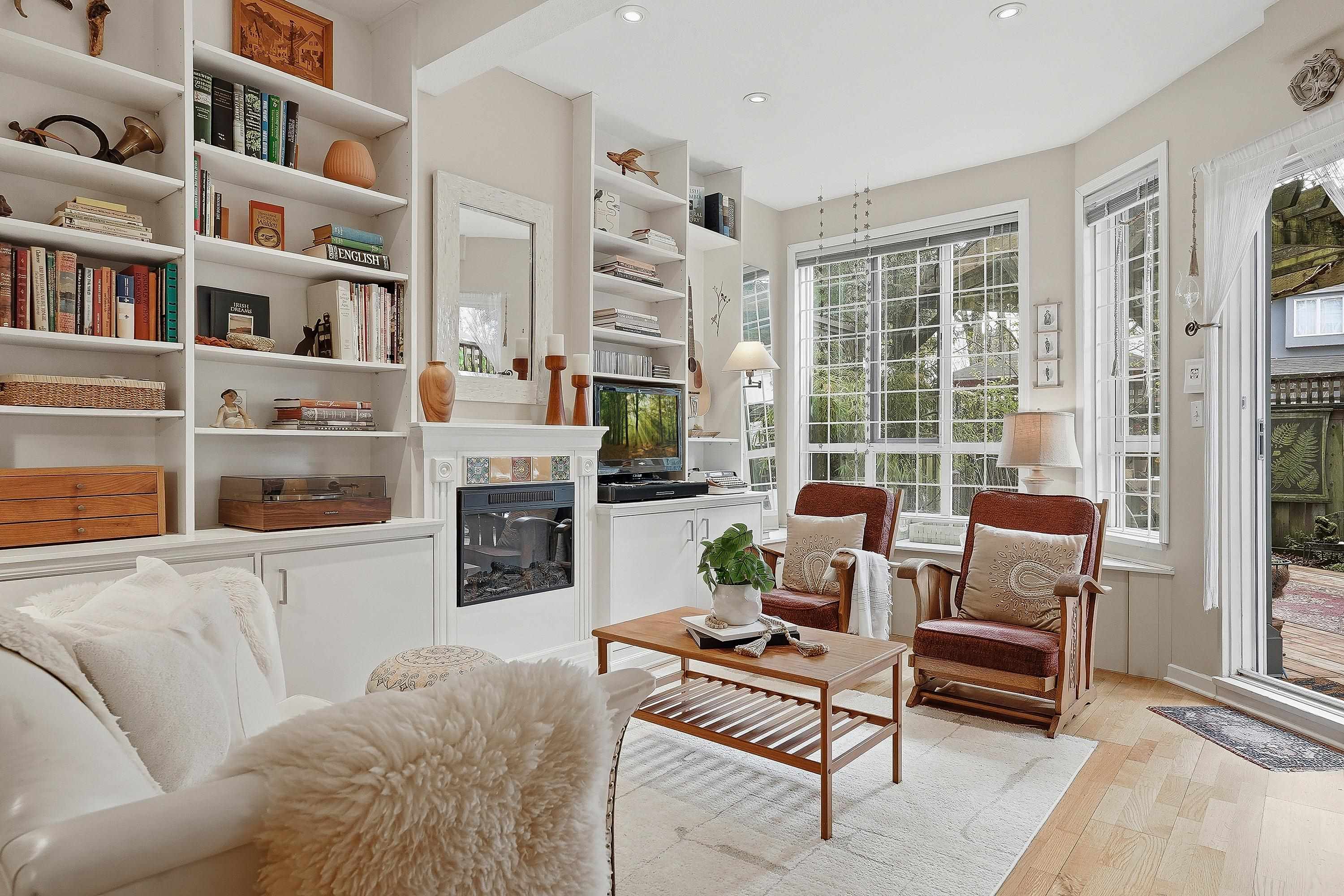 123 3440 BROADWAY, R3128611, BC,