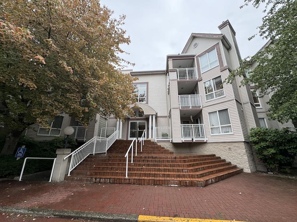 233 7451 MOFFATT ROAD, R3128638, BC,