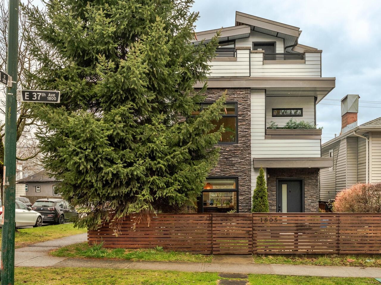 1805 E 37TH AVENUE, Vancouver BC V5P 1E9, R3128740, BC,