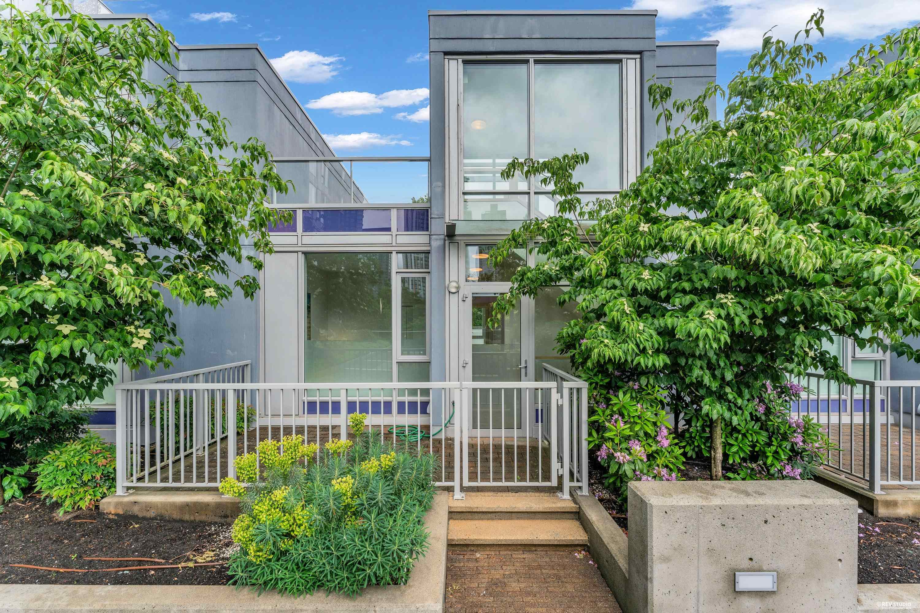 2 13720 100 AVENUE, R3128810, BC,