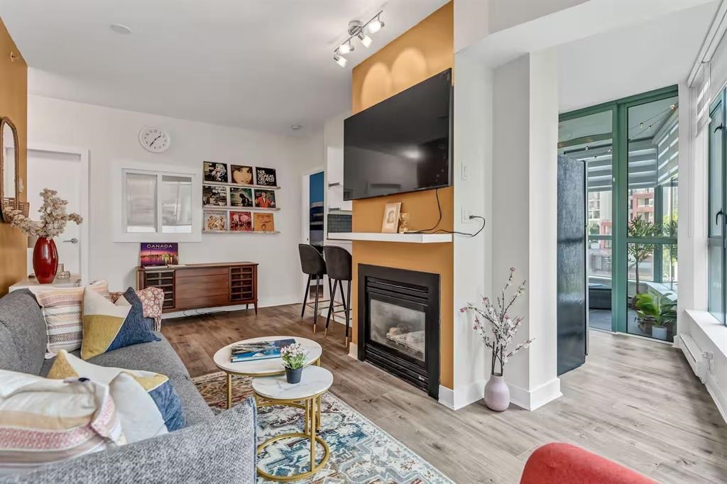 302 1238 BURRARD STREET, R3128986, BC,