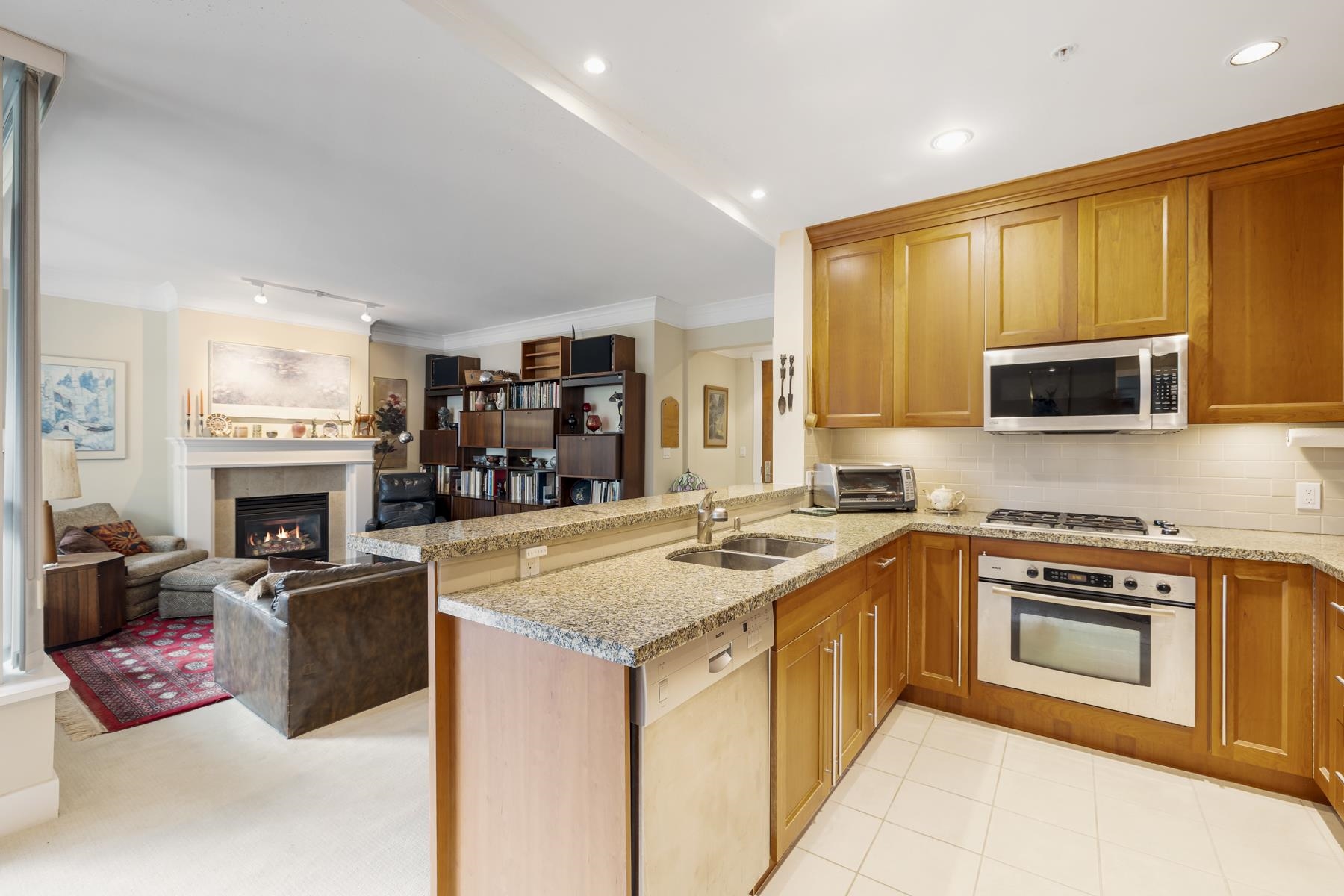 304 4685 VALLEY DRIVE, R3129130, BC,