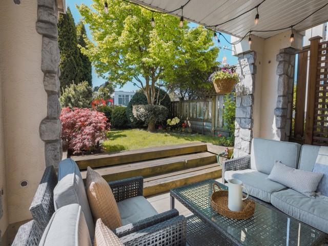 104 365 1ST STREET, R3129169, BC,
