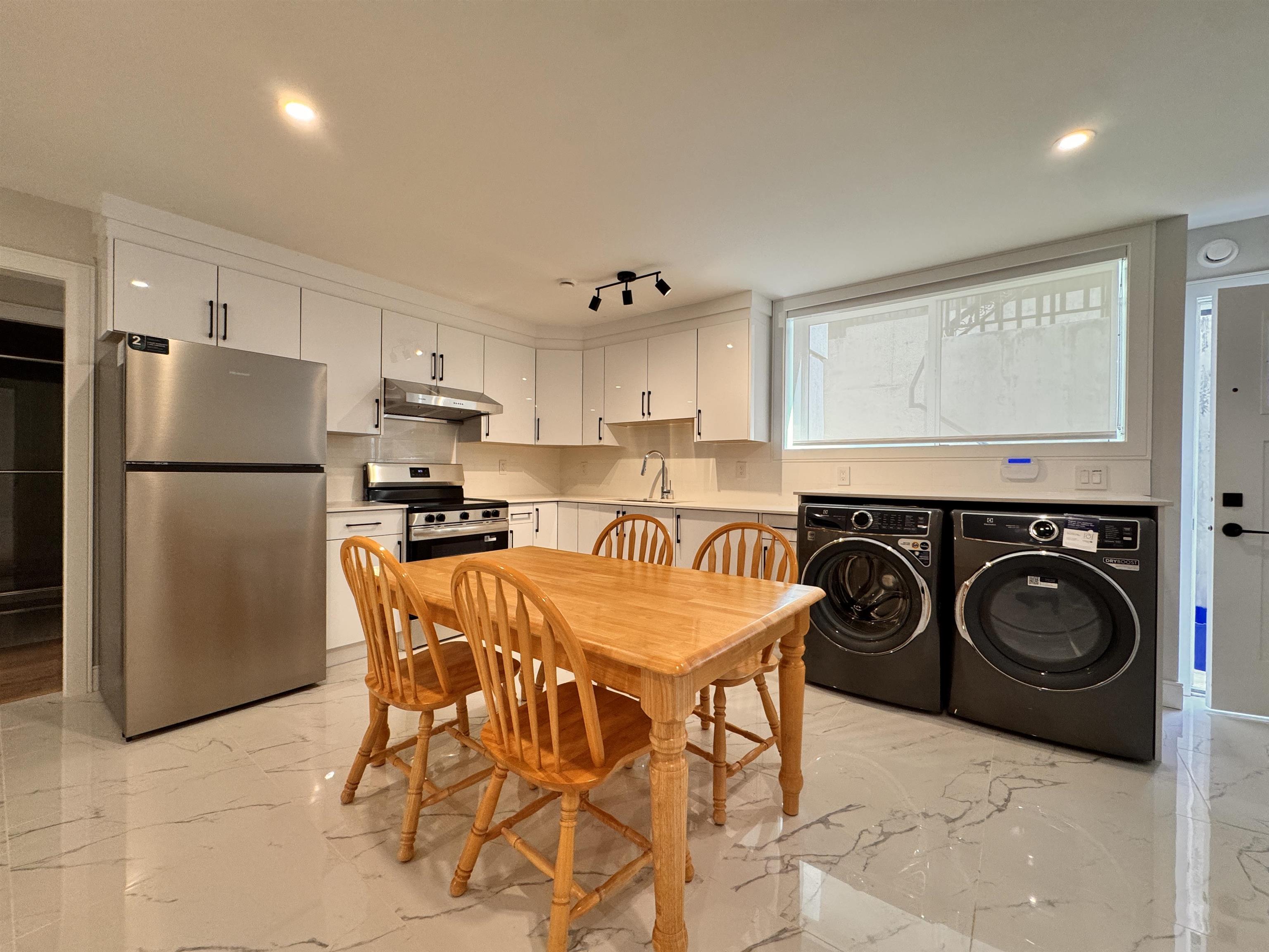 S1 6680 WALTHAM AVENUE, R3129332, BC,