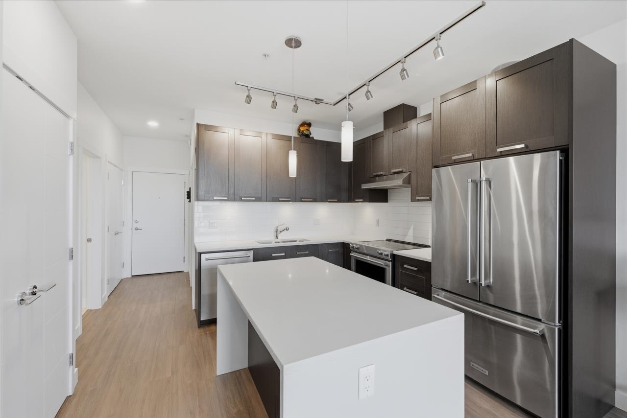 511 5638 201A STREET, R3129497, BC,