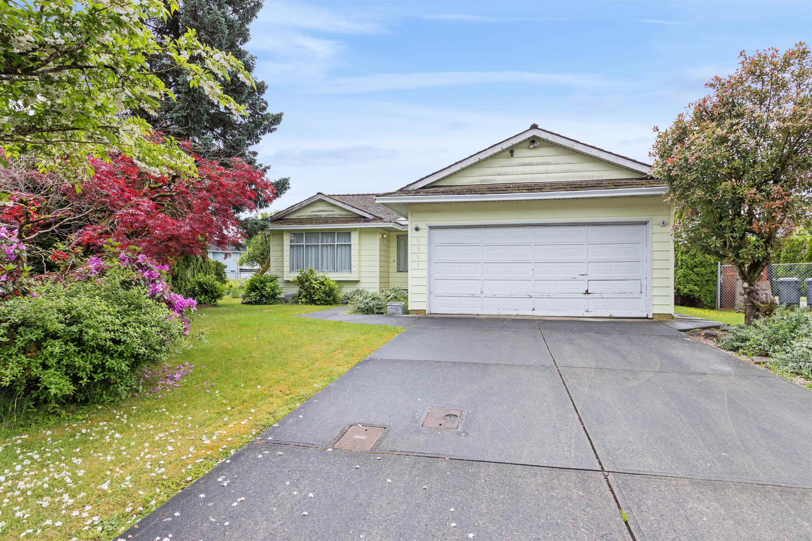 9381 139 STREET, Surrey BC V3V 7K9, R3129599, BC,