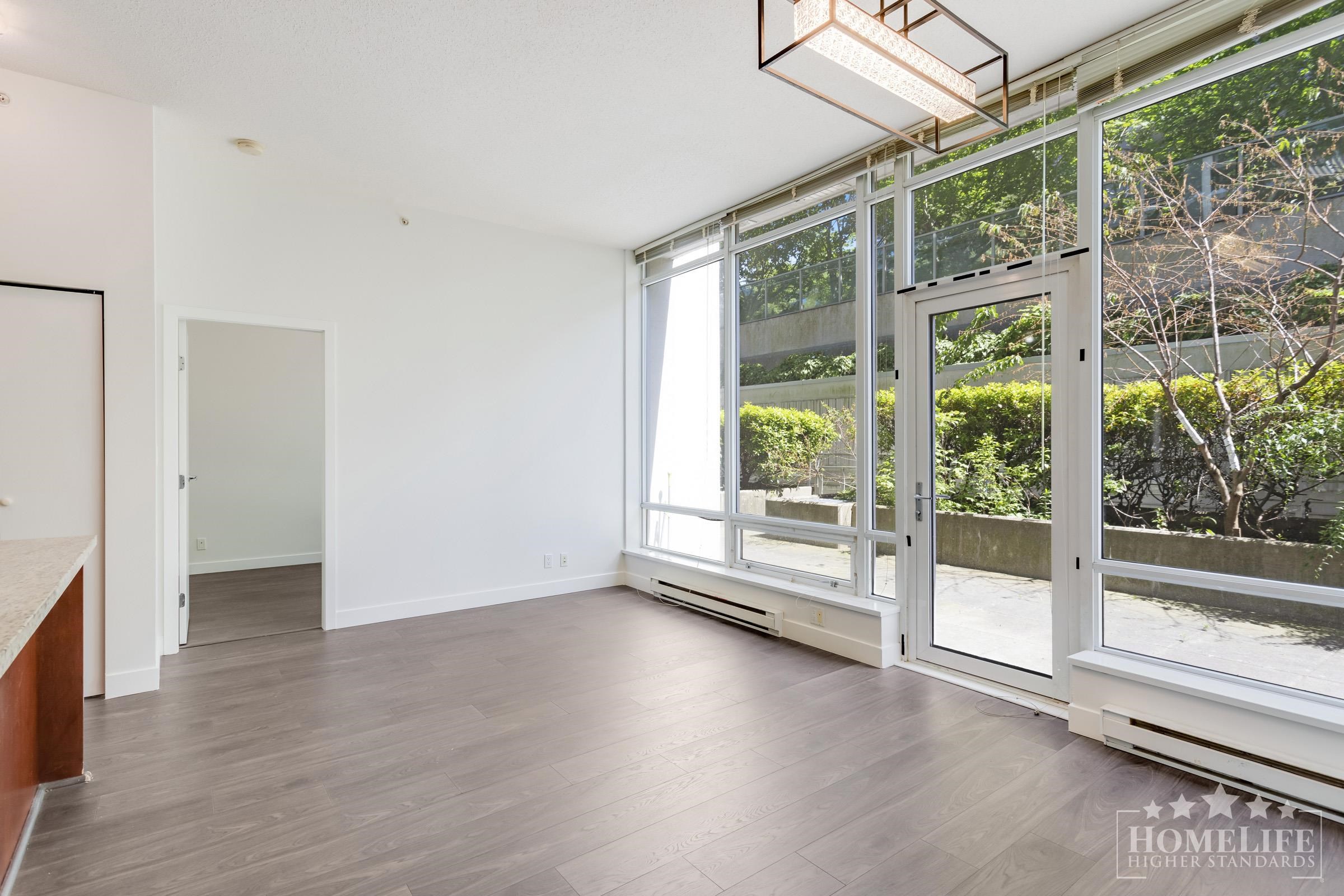 302 8280 LANSDOWNE ROAD, R3129747, BC,