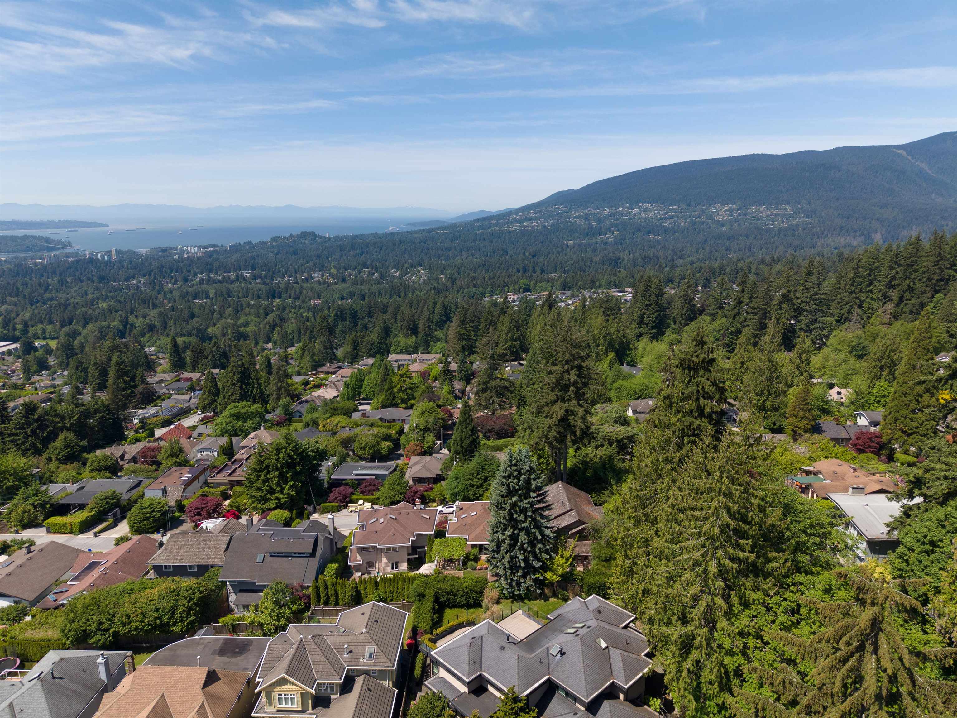 4080 ST. PAULS AVENUE, North Vancouver BC V7N 1T5, R3129785, BC,