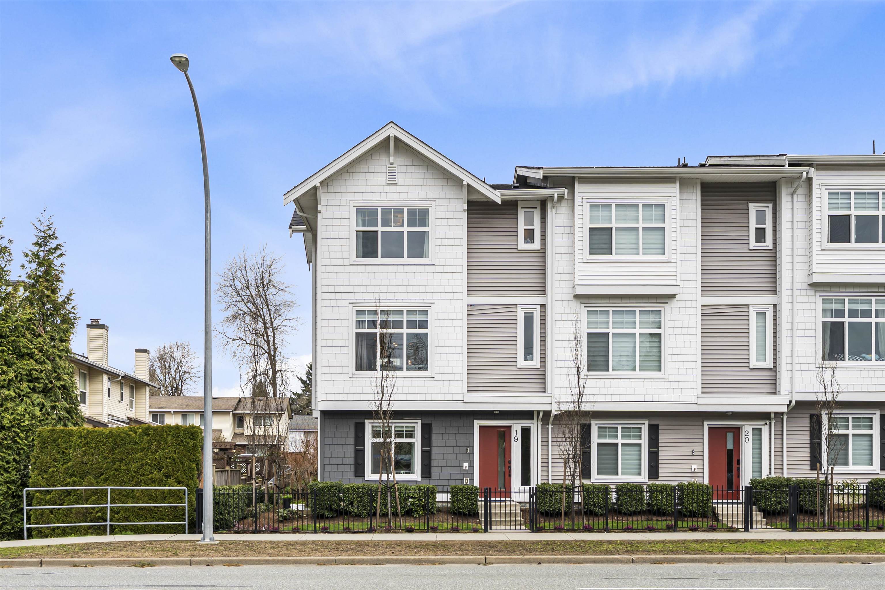 19 2033 MCKENZIE ROAD, R3129795, BC,
