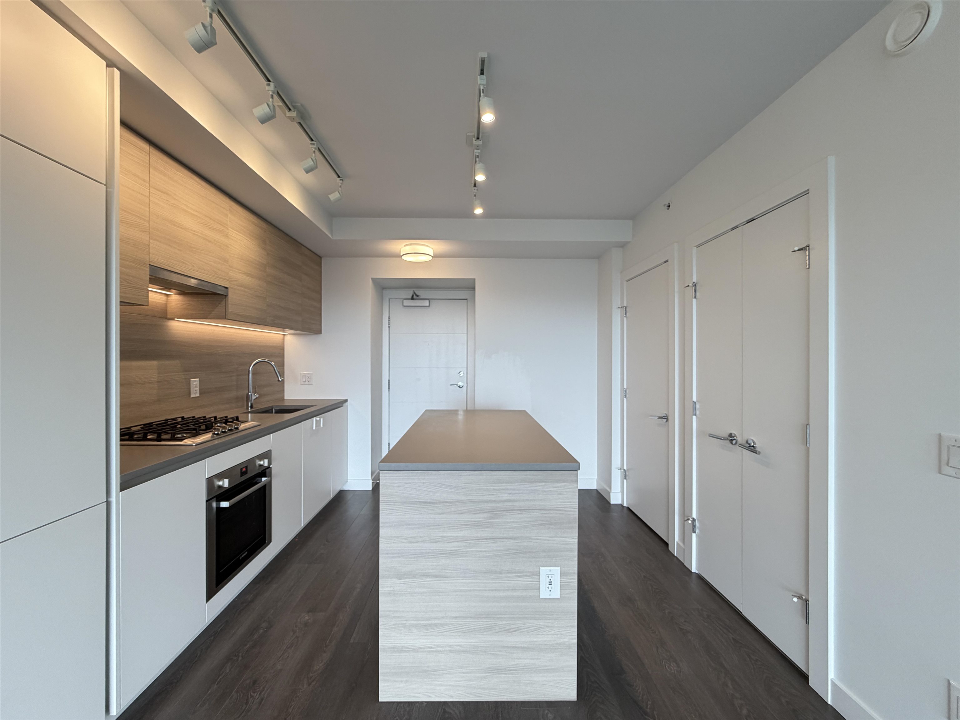 905 652 WHITING WAY, R3129988, BC,