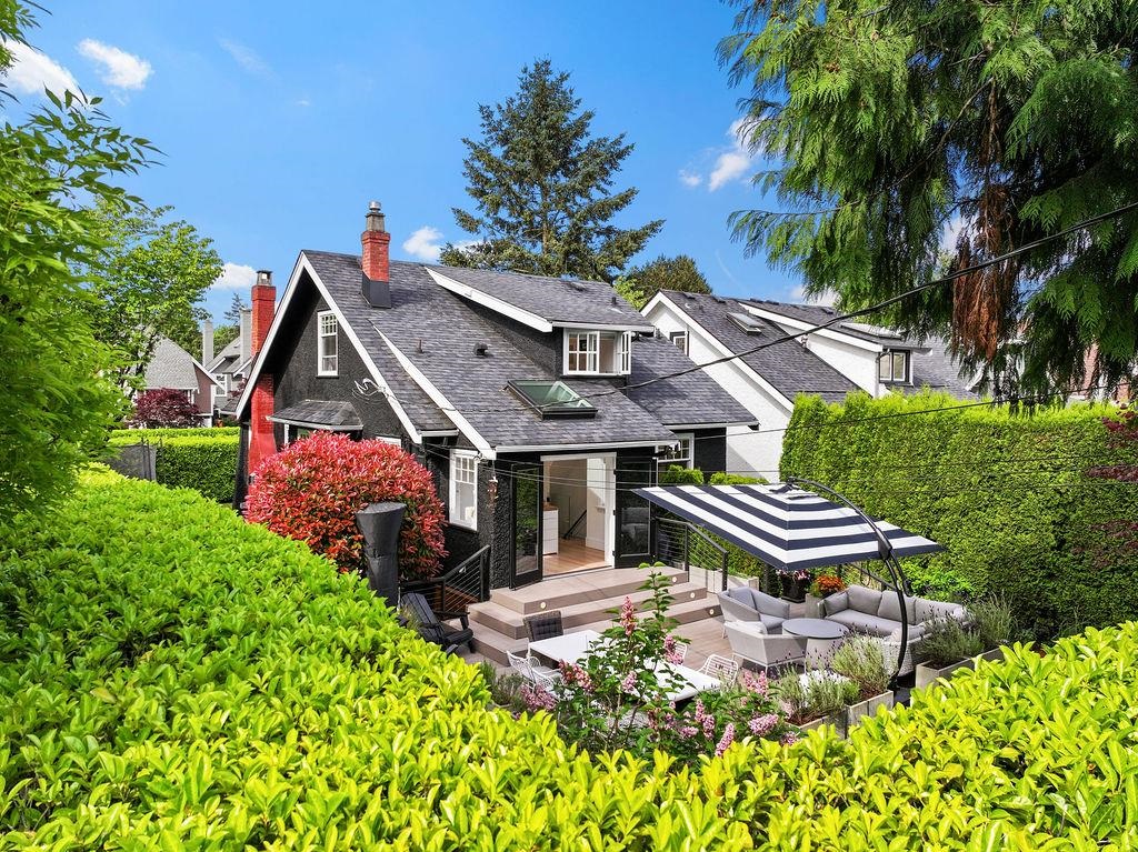 3392 W 8TH AVENUE, Vancouver BC V6R 1Y4, R3130100, BC,