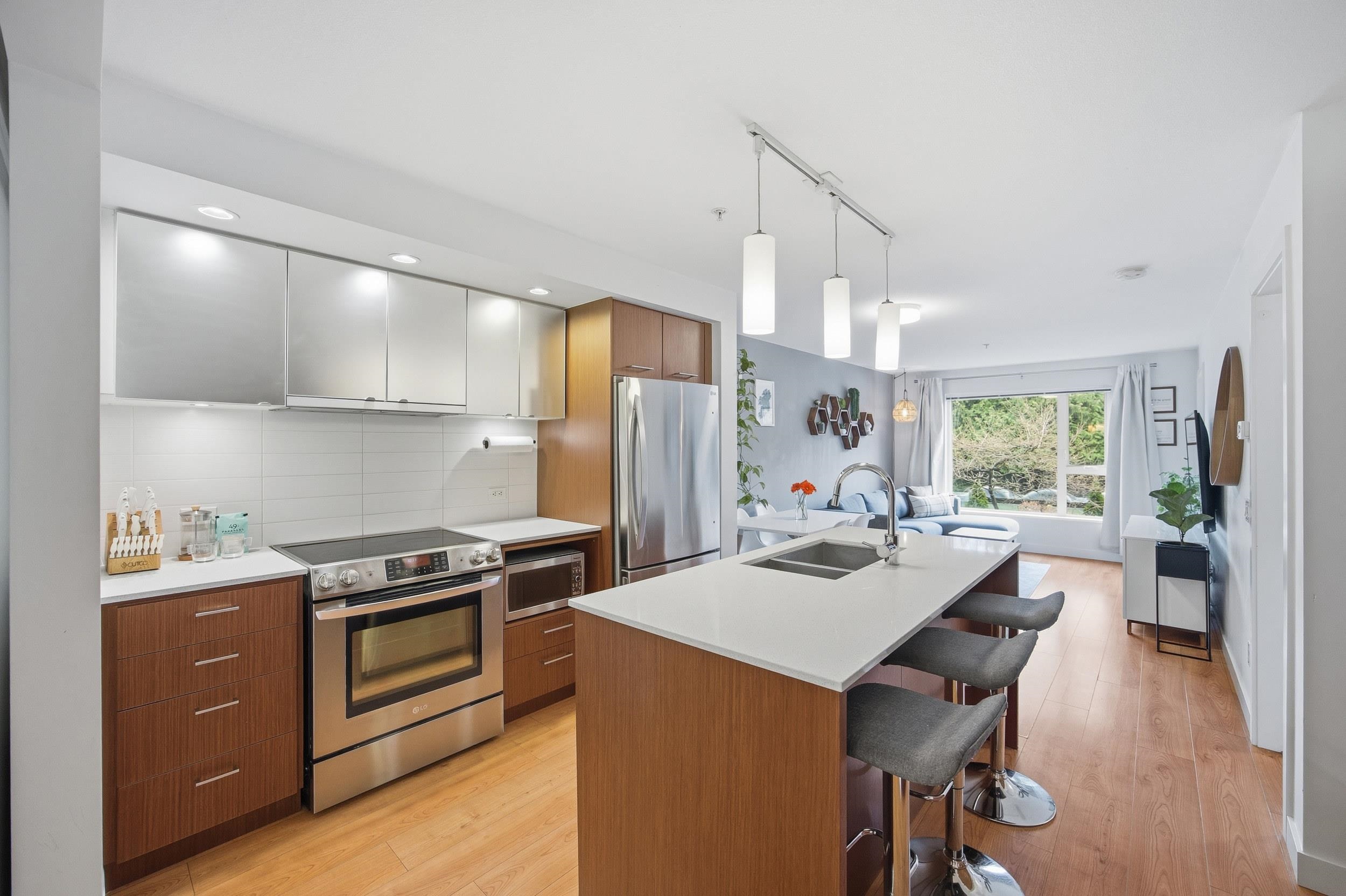 209 221 3RD STREET, R3130170, BC,