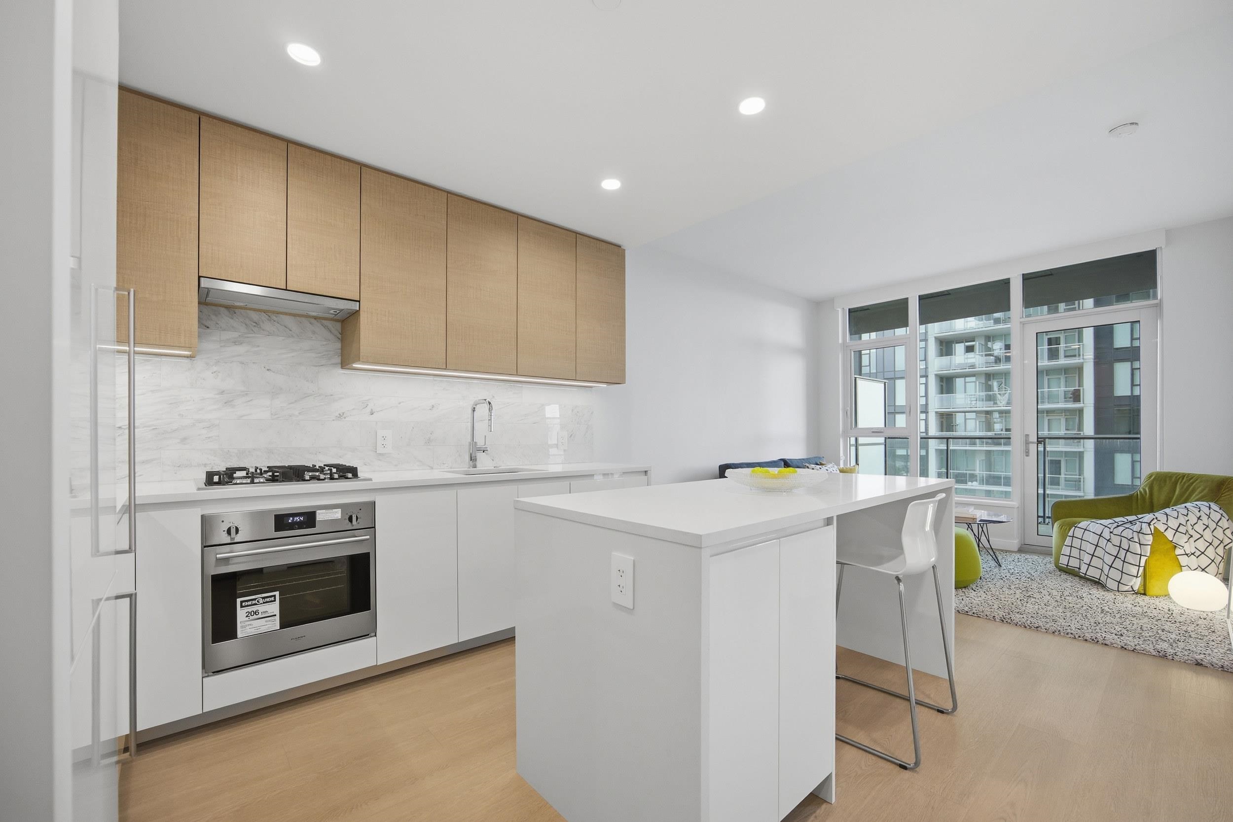 1901 2108 GILMORE AVENUE, R3130293, BC,