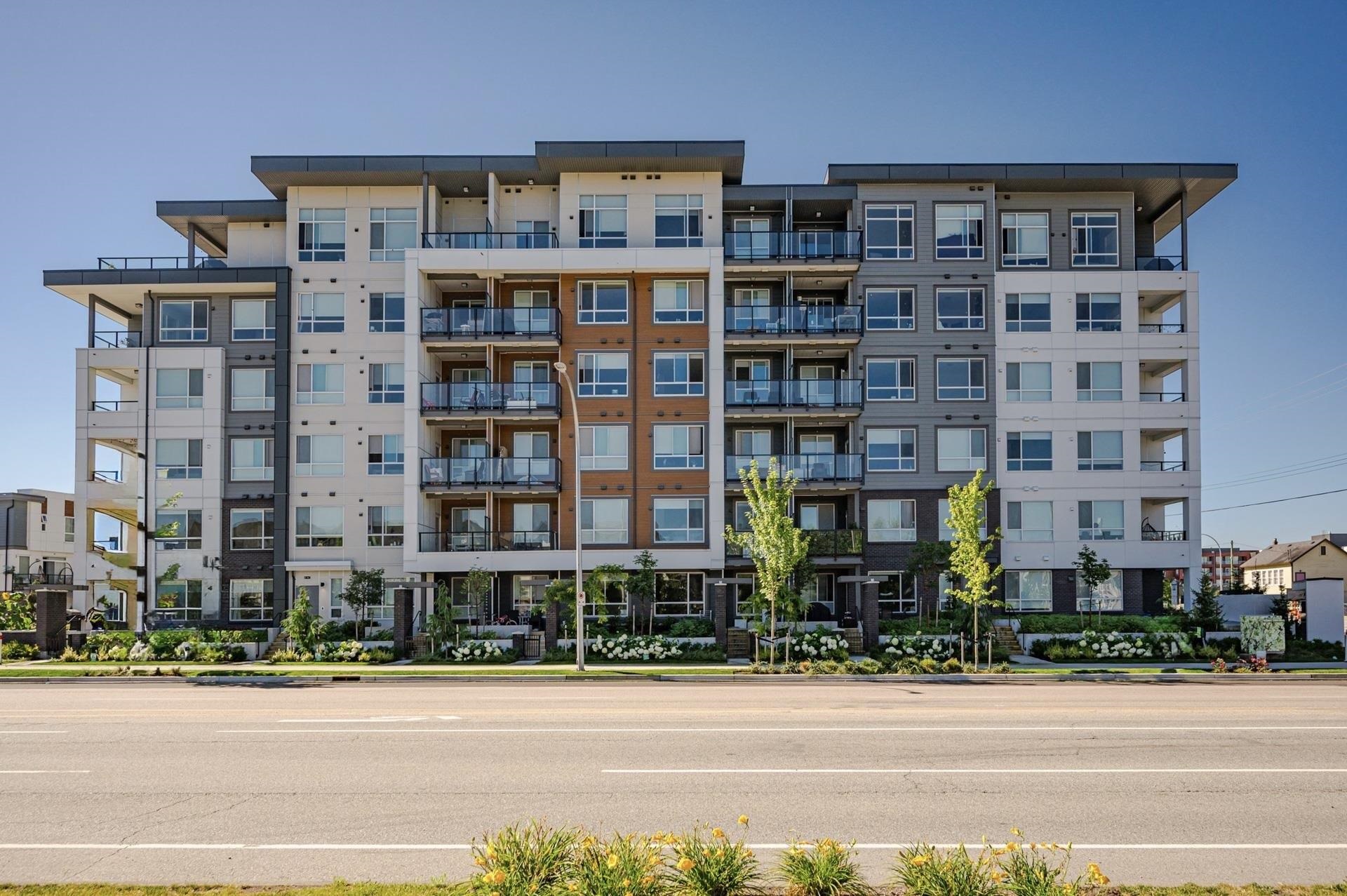 B316 20834 80 AVENUE, R3130464, BC,