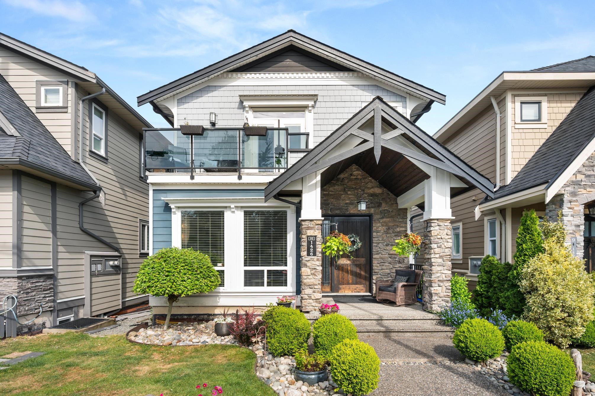 MLS® listing #R3130566 for sale located at 10 1426 FINLAY STREET