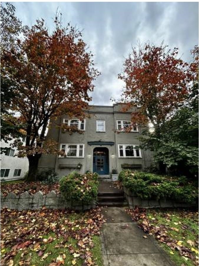 6 1086 10TH AVENUE, R3130722, BC,