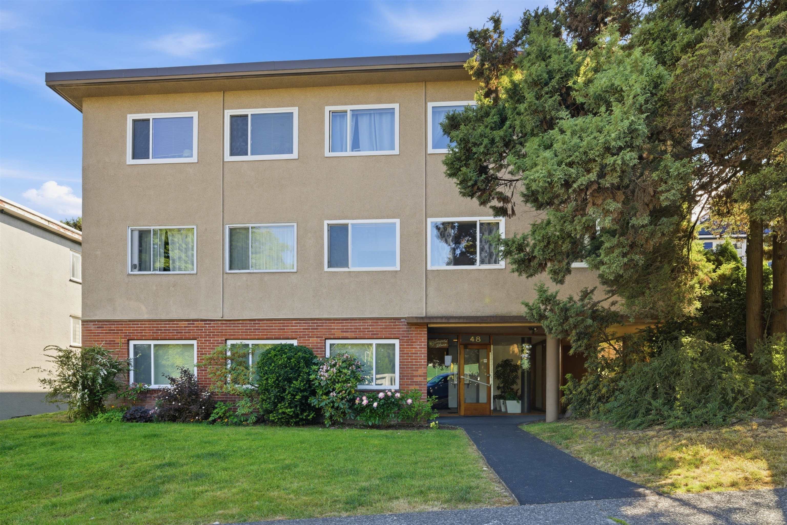 9 48 LEOPOLD PLACE, R3130876, BC,