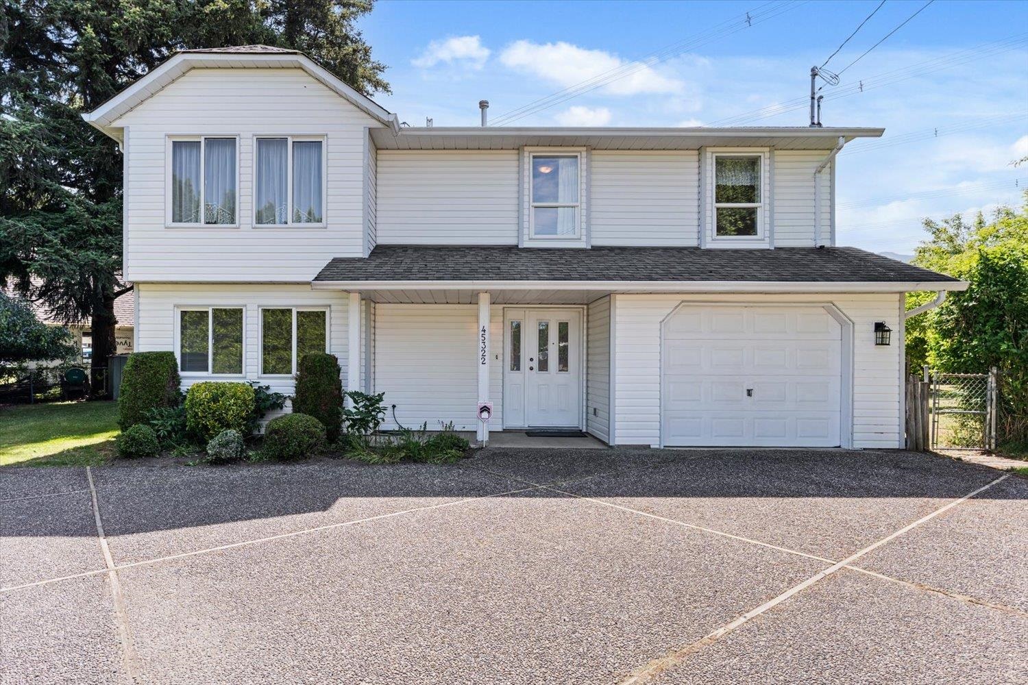 45322 BALMORAL AVENUE, Chilliwack BC V2R 2M4, R3130954, BC,