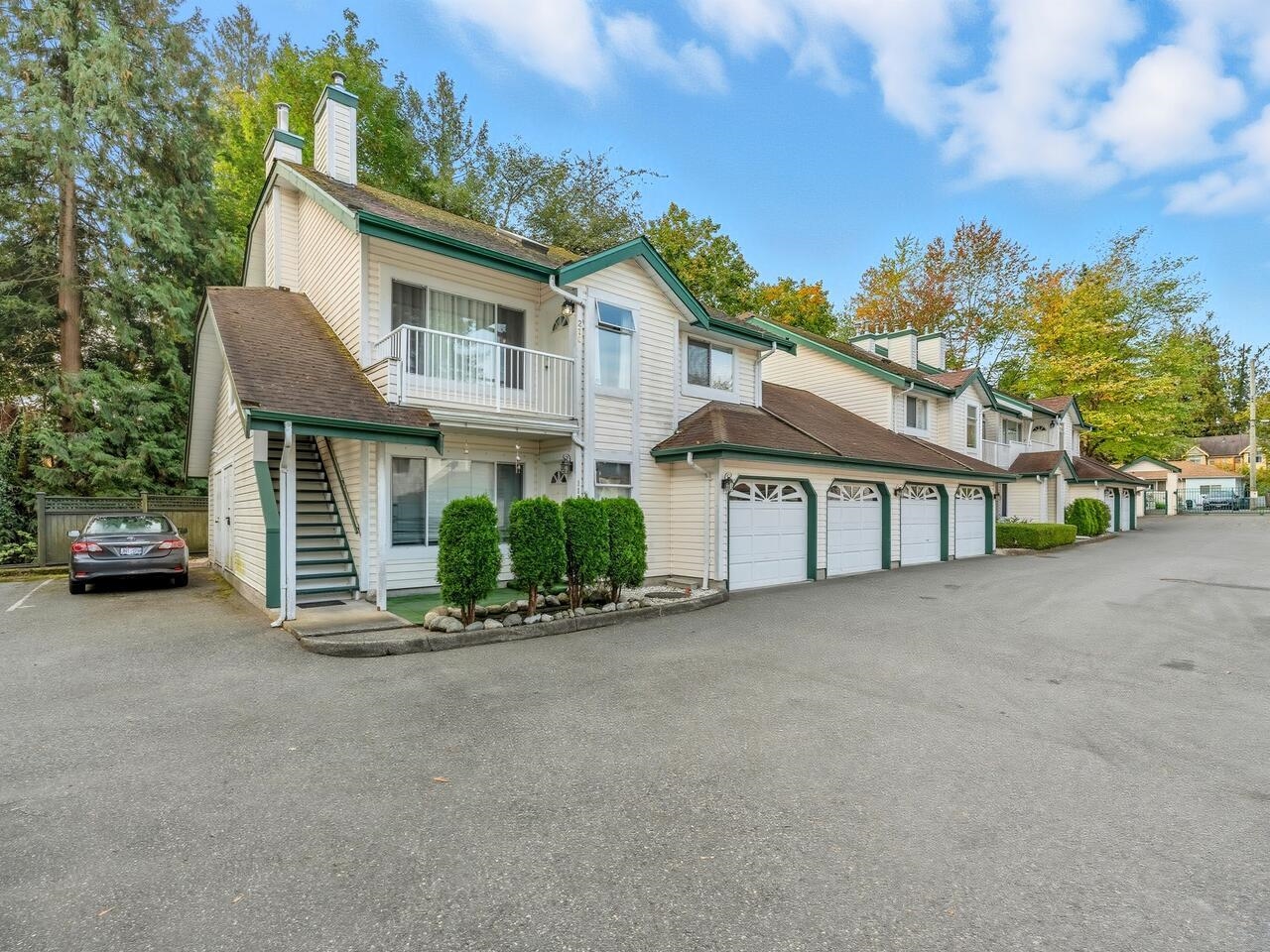 210 10308 155A STREET, R3131024, BC,