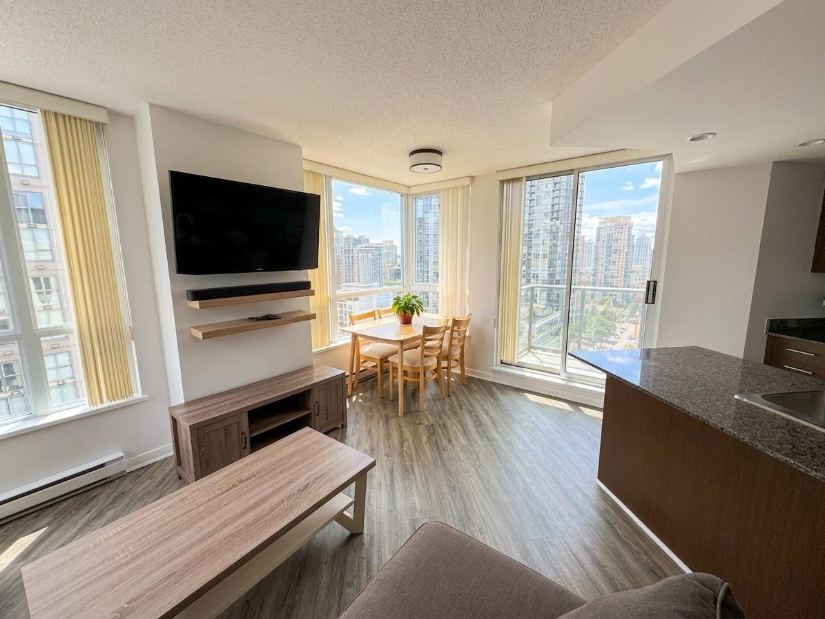 1602 1212 HOWE STREET, R3131134, BC,