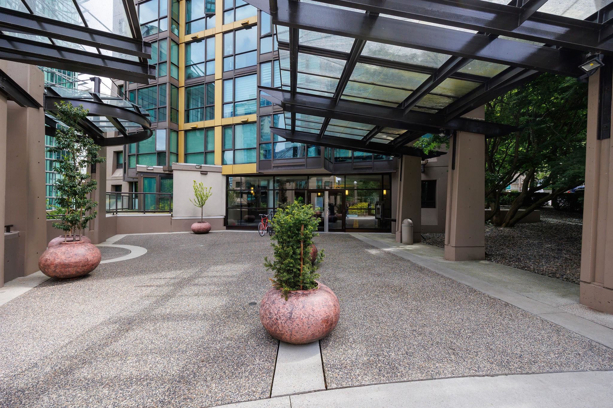 809 1331 ALBERNI STREET, R3131279, BC,