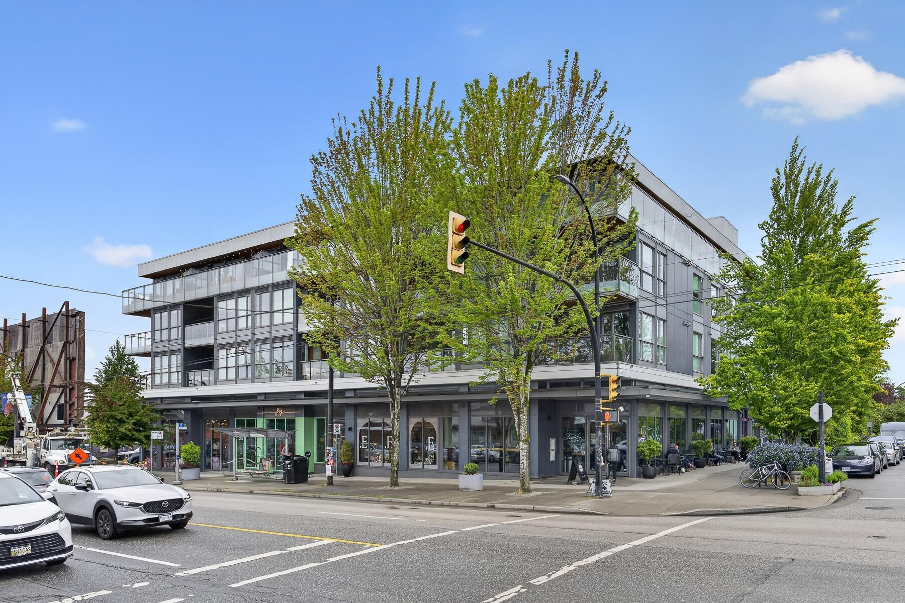 308 209 20 AVENUE, R3131296, BC,