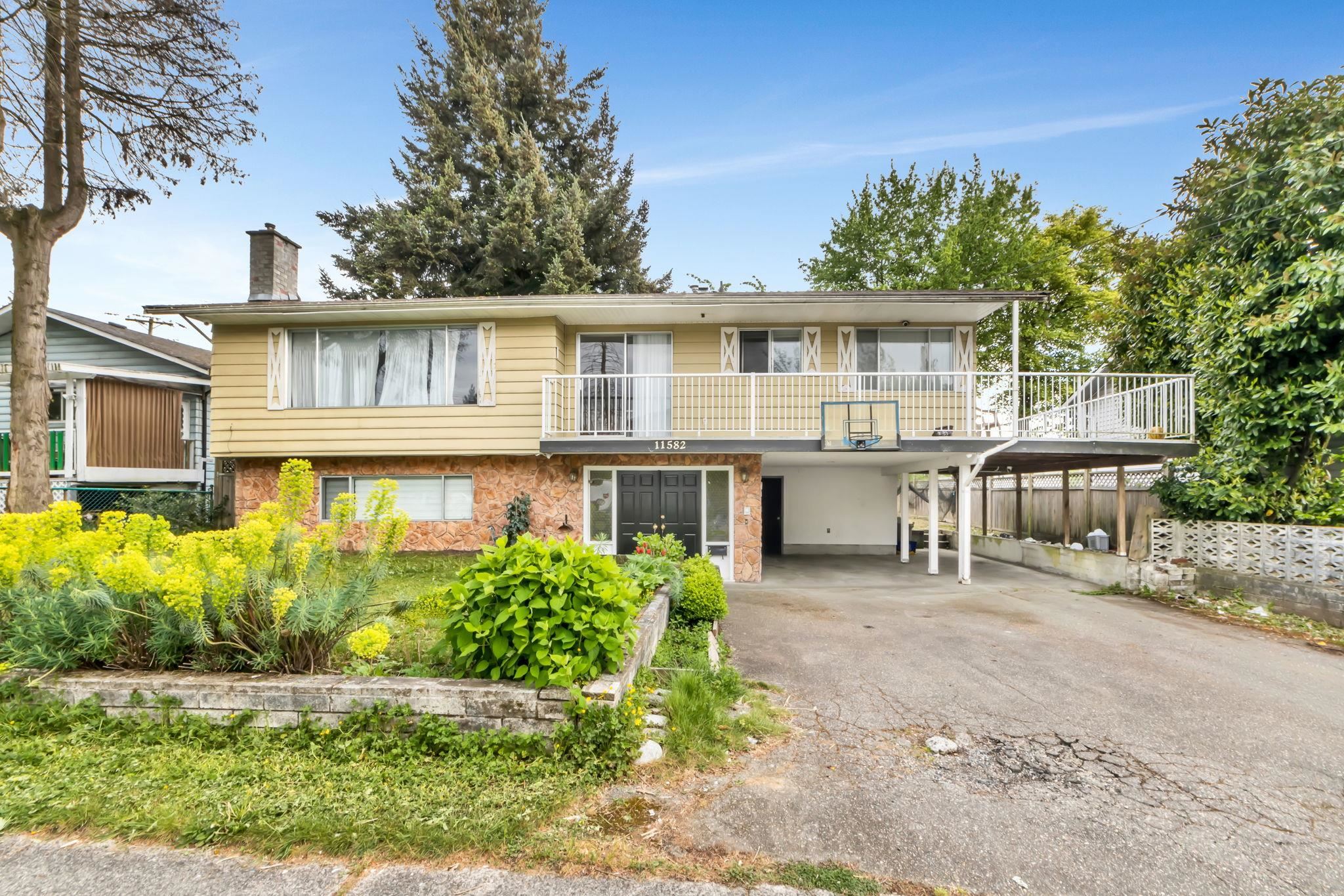 11582 84A AVENUE, Delta BC V4C 2S6, R3131317, BC,