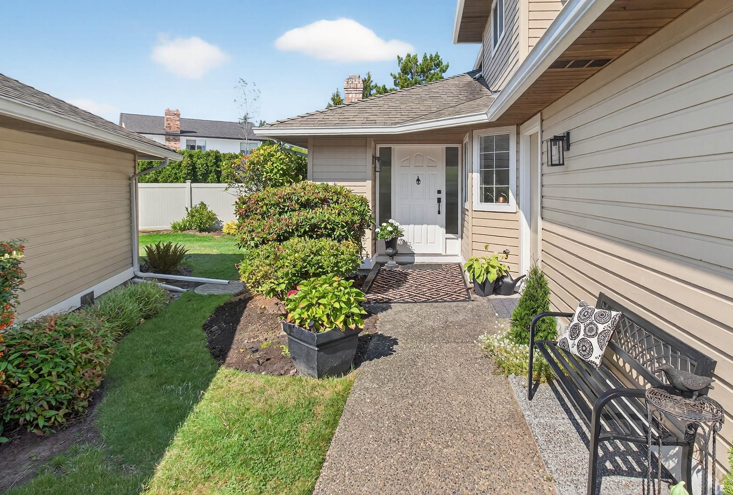 116 15121 19 AVENUE, R3131459, BC,