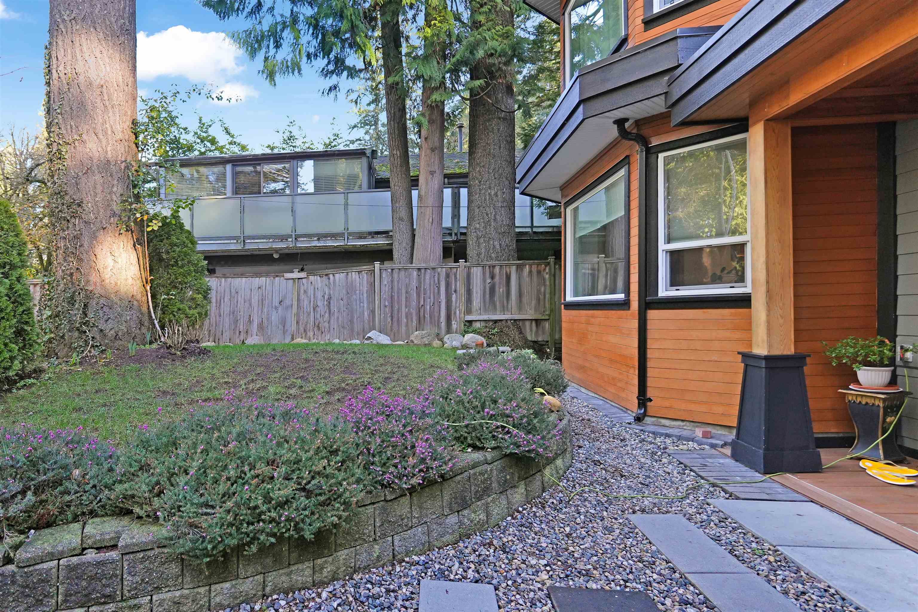 4990 CAPILANO ROAD, North Vancouver BC V7R 4K6, R3131471, BC,