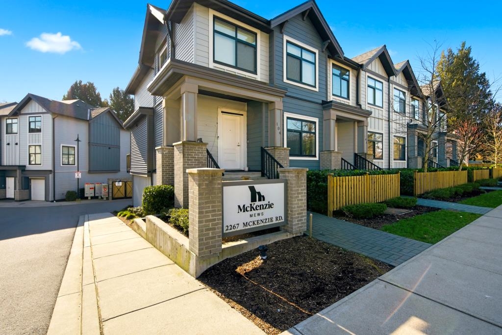 701 2267 MCKENZIE ROAD, R3131479, BC,