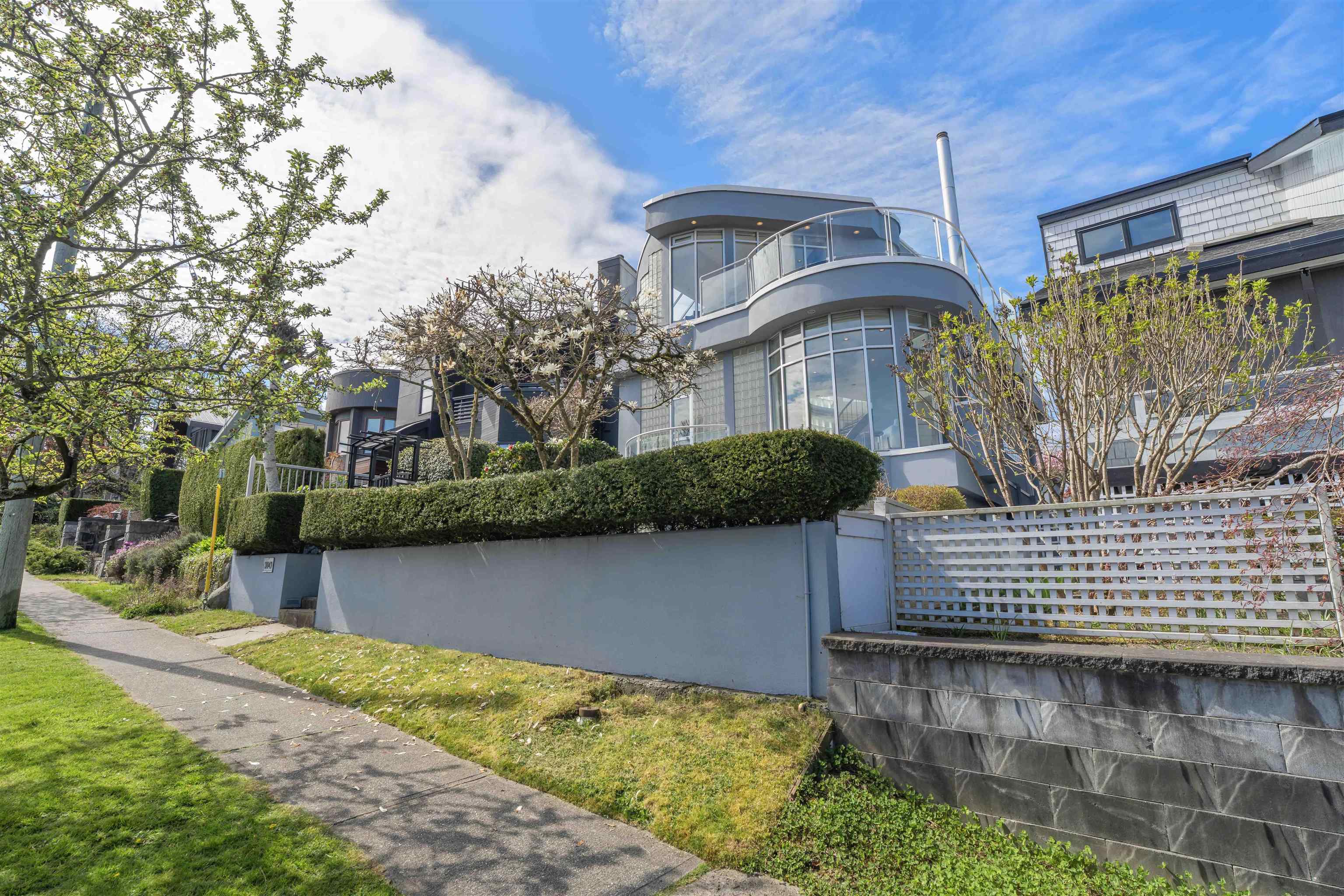 3043 ALMA STREET, Vancouver BC V6R 2H8, R3131670, BC,