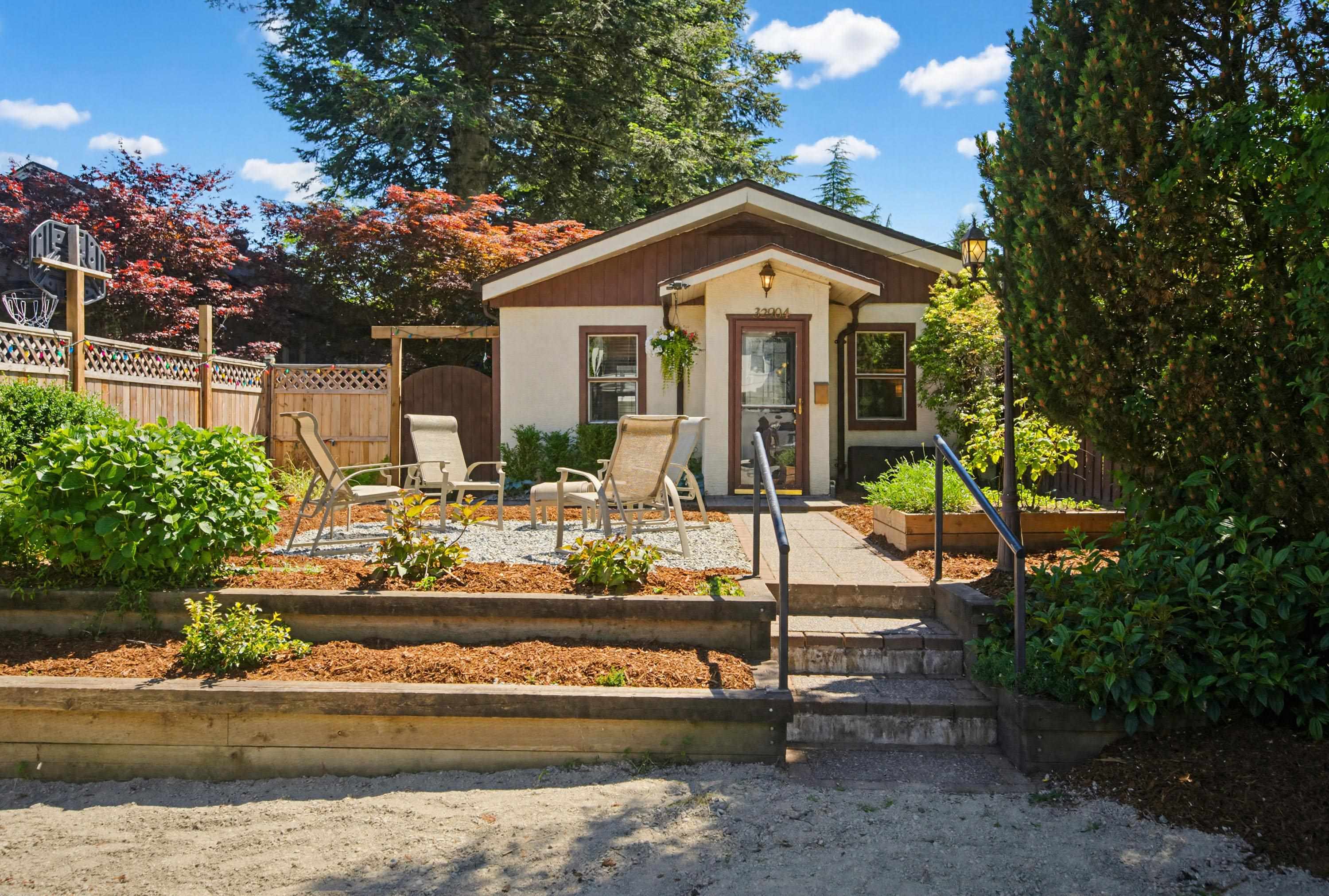 32904 3 AVENUE, Mission BC V2V 1N3, R3131758, BC,