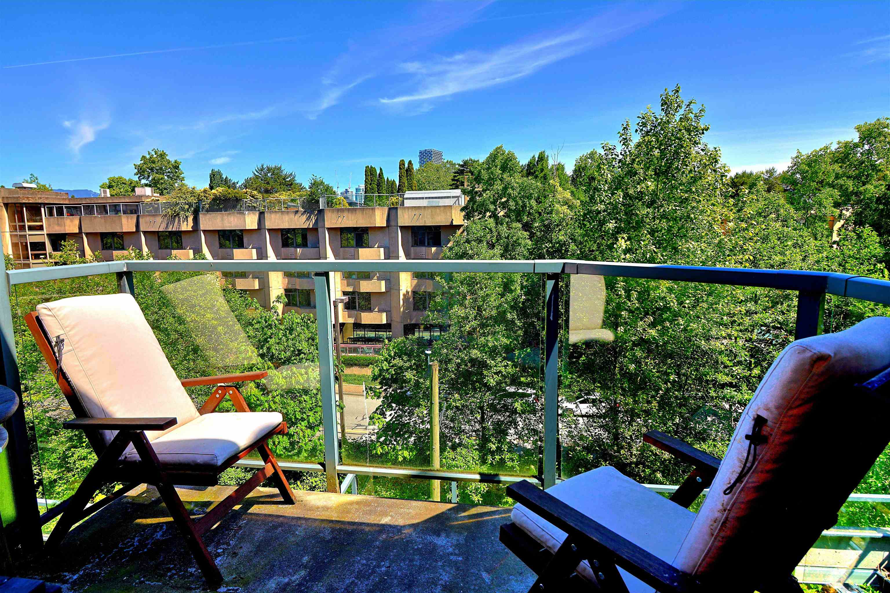 21 1345 4TH AVENUE, R3131785, BC,
