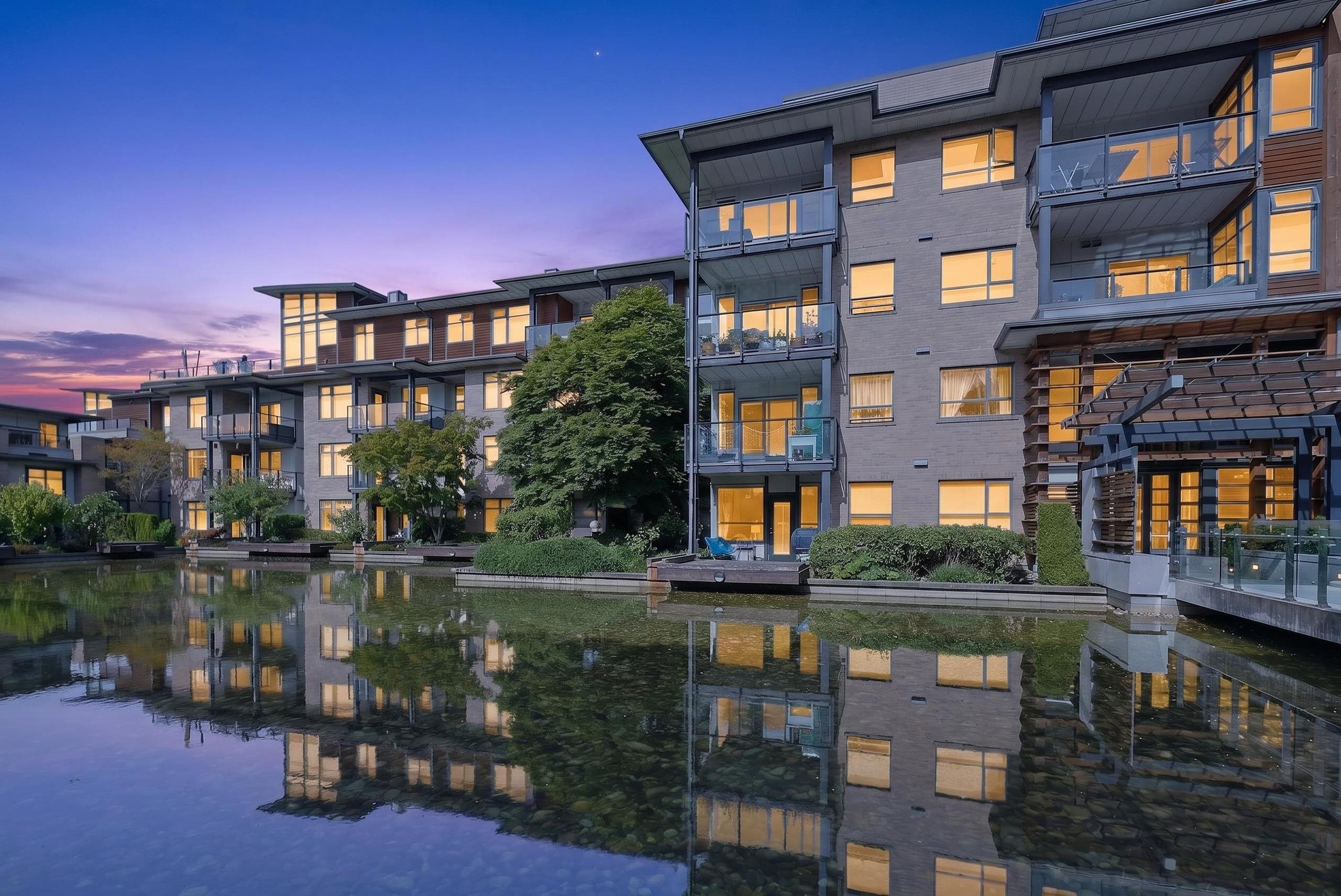 311 5955 IONA DRIVE, R3131882, BC,