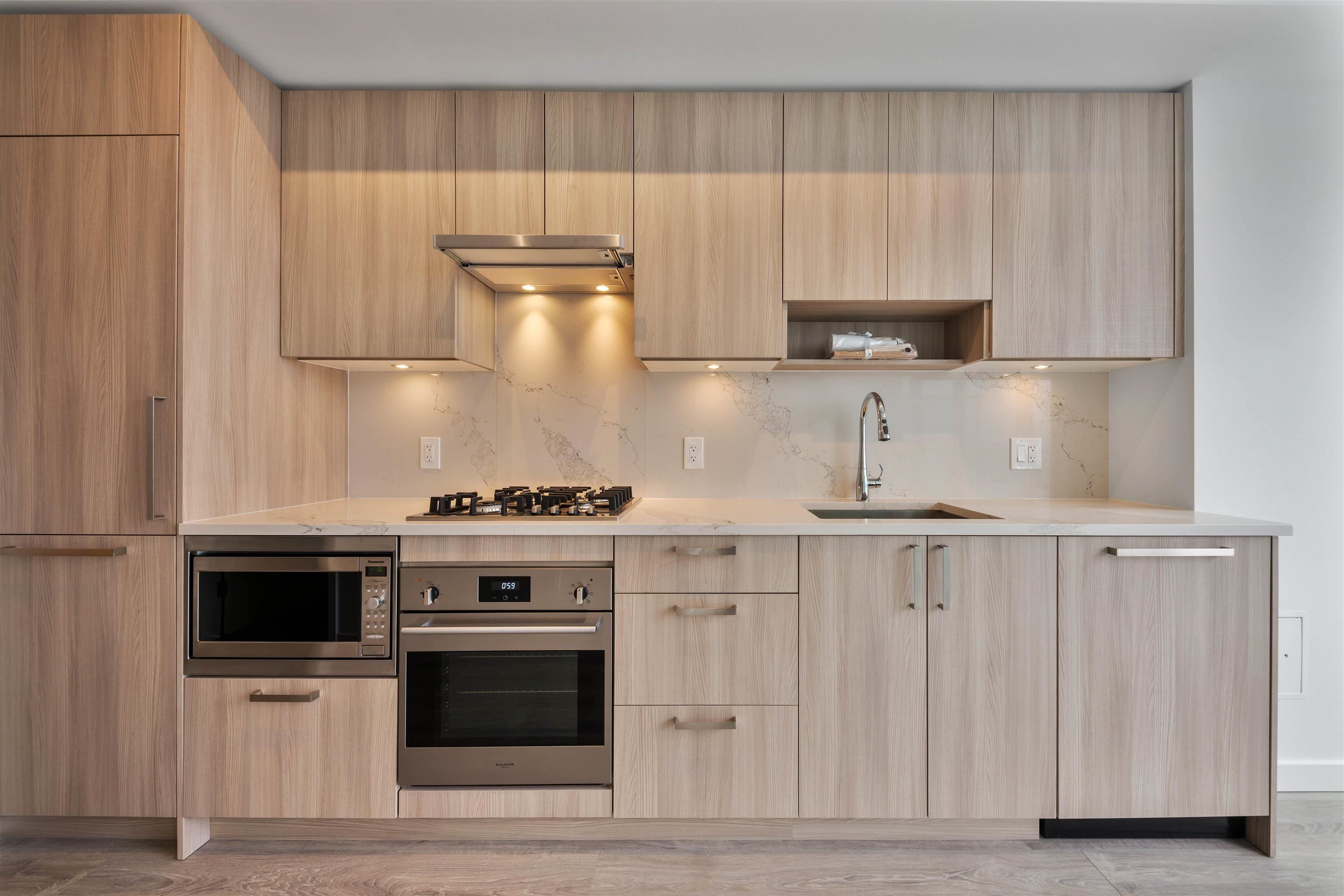 240X 13350 CENTRAL AVENUE, R3131890, BC,