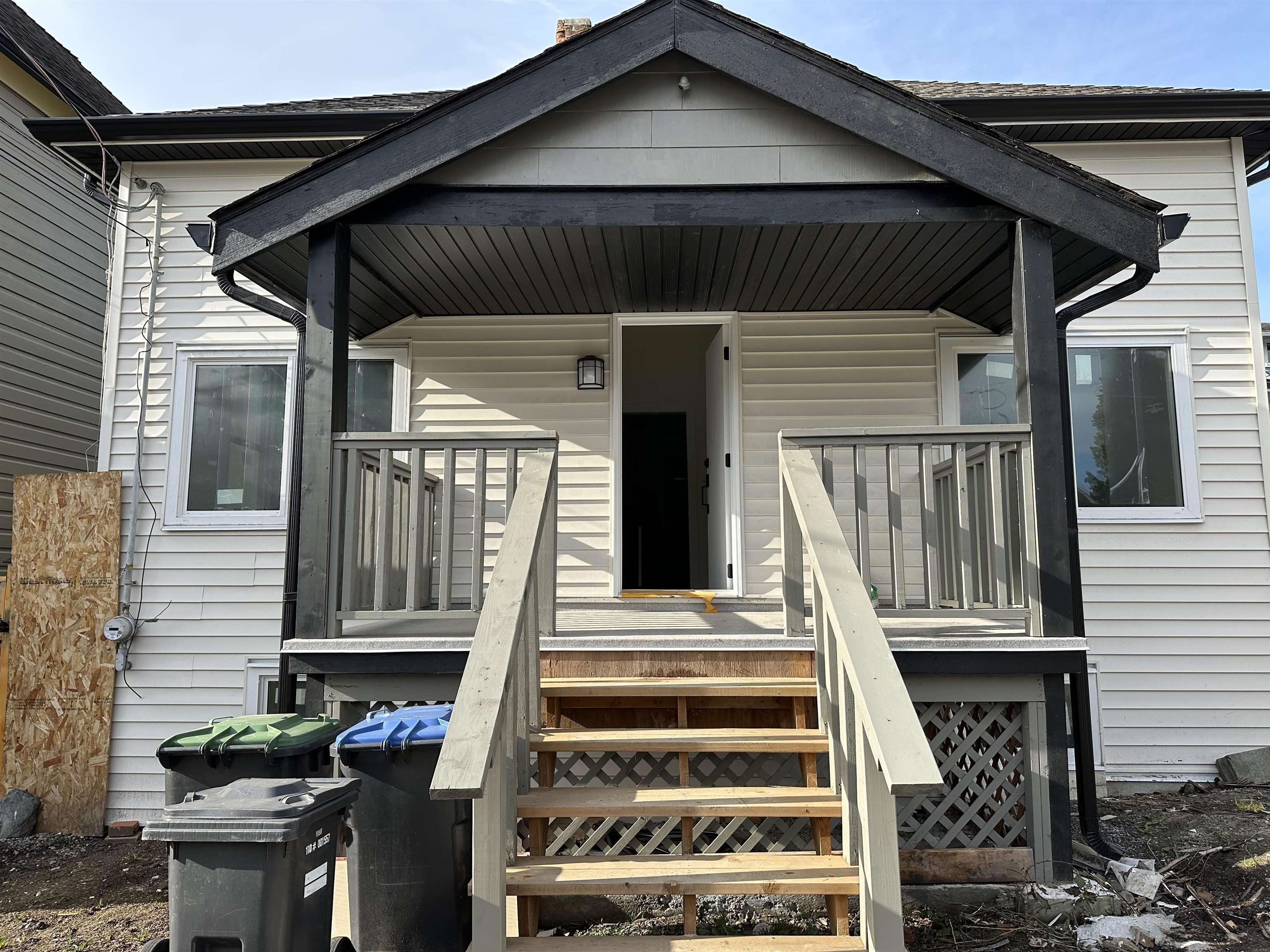 805 MILTON STREET, New Westminster BC V3M 1M9, R3131913, BC,